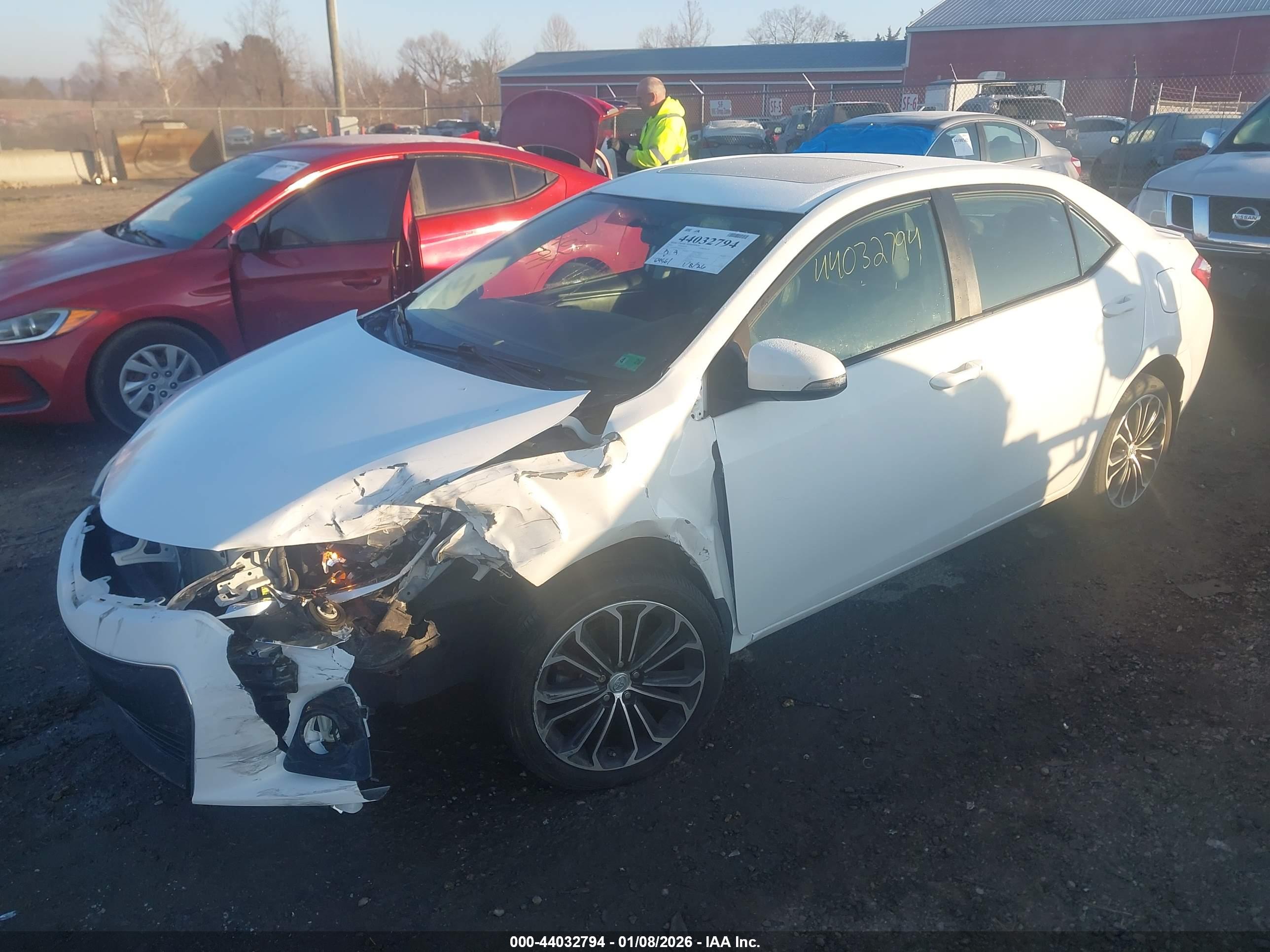 TOYOTA COROLLA image 2