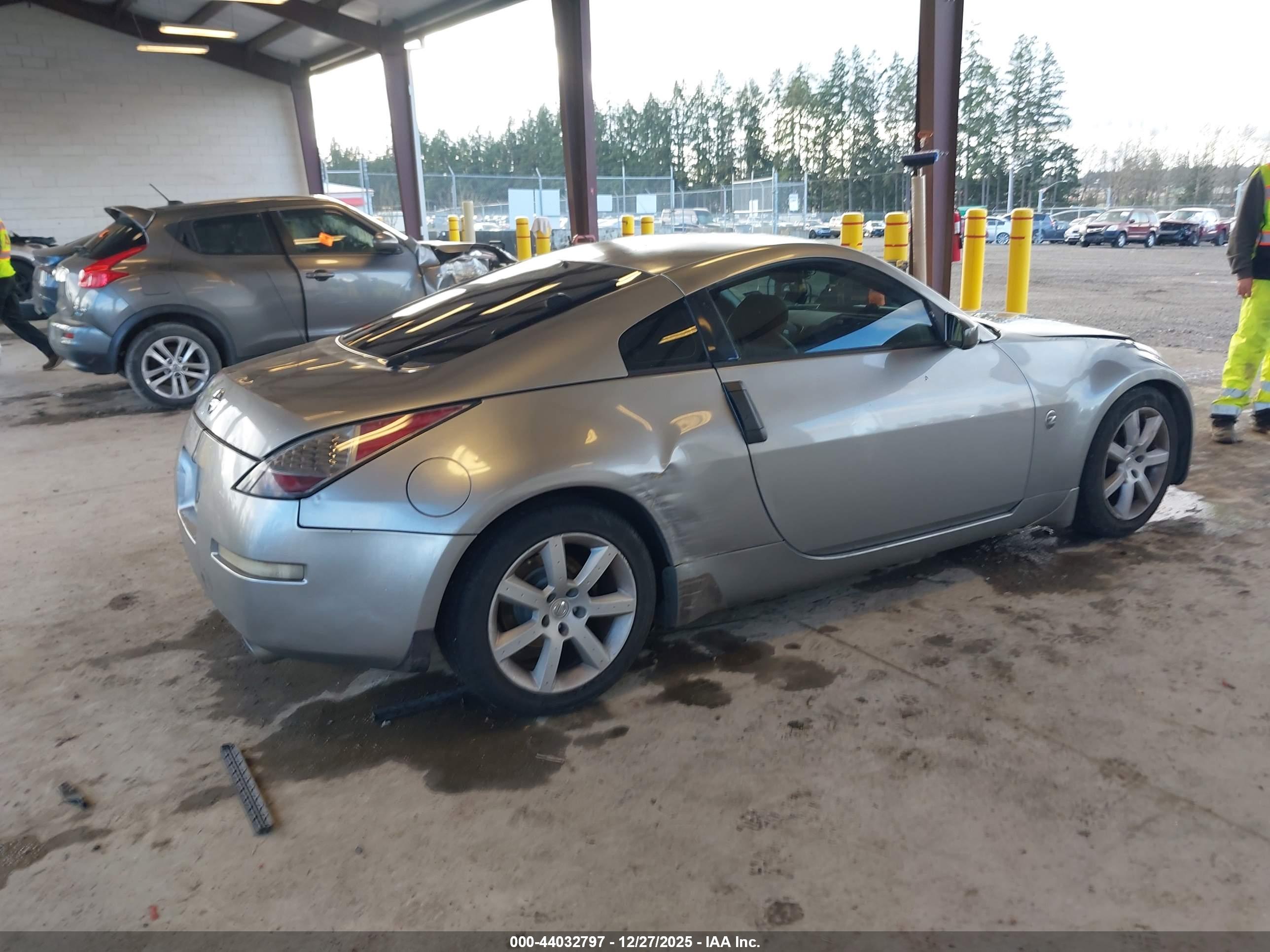 NISSAN 350Z image 4