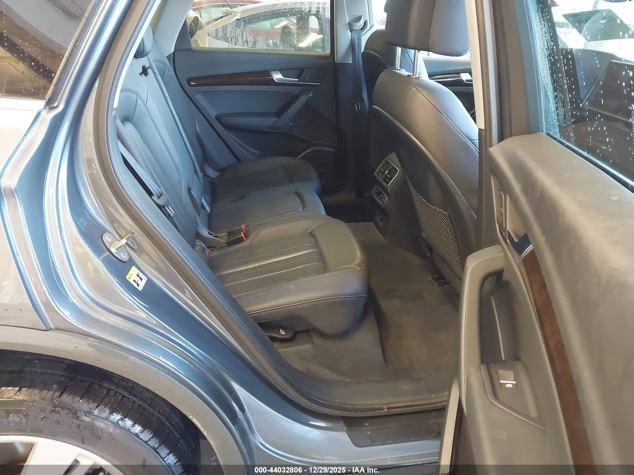 AUDI Q5 image 8