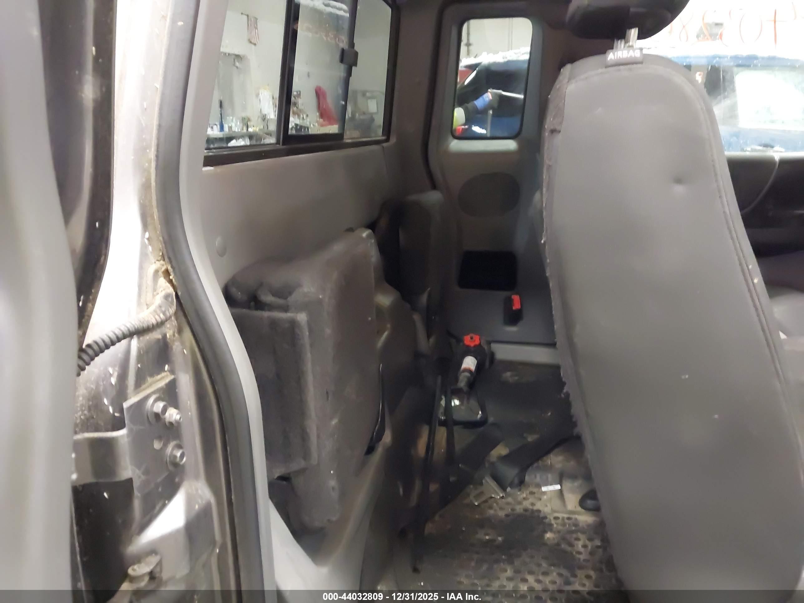 FORD RANGER image 8