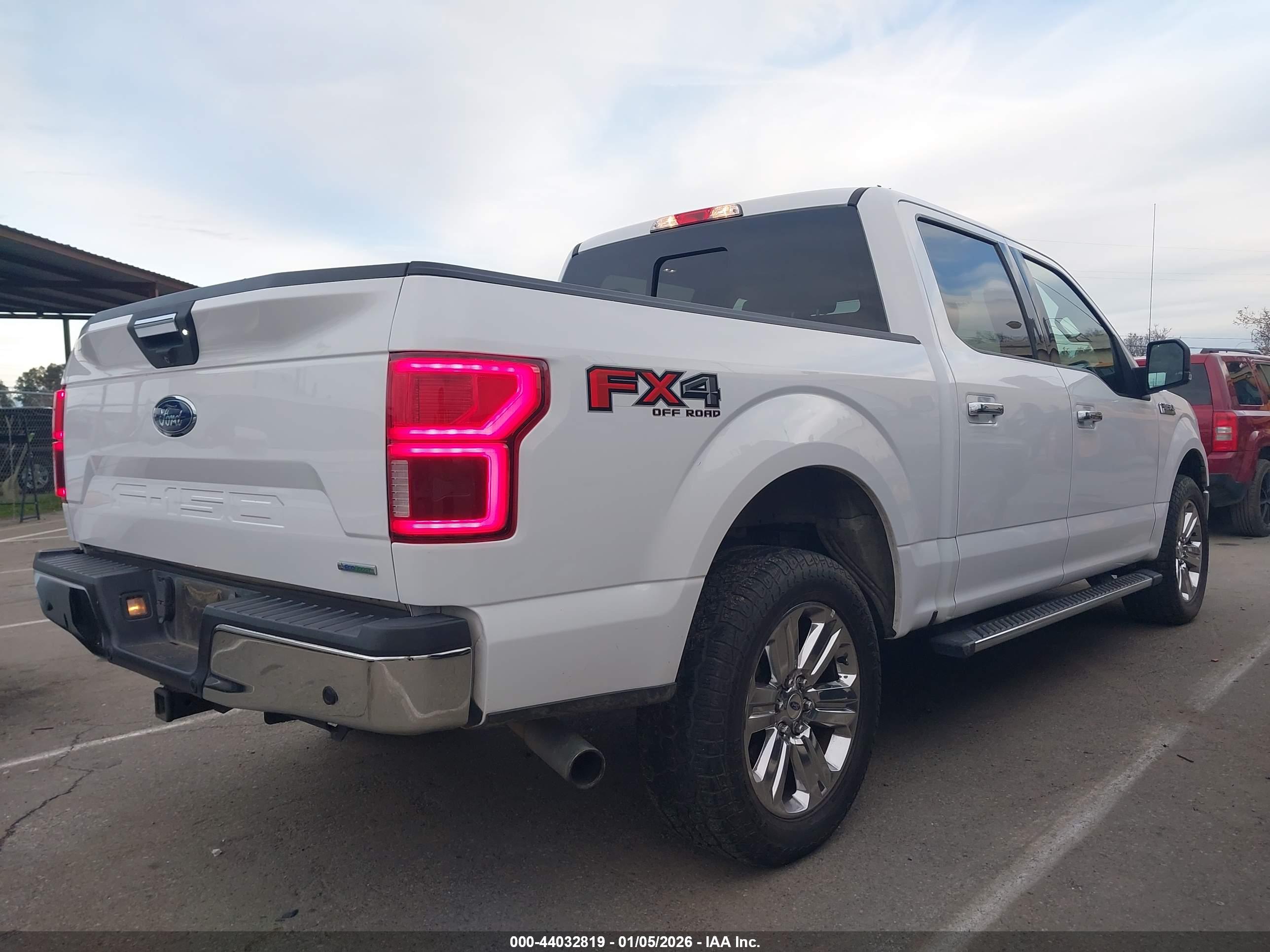 FORD F-150 image 4