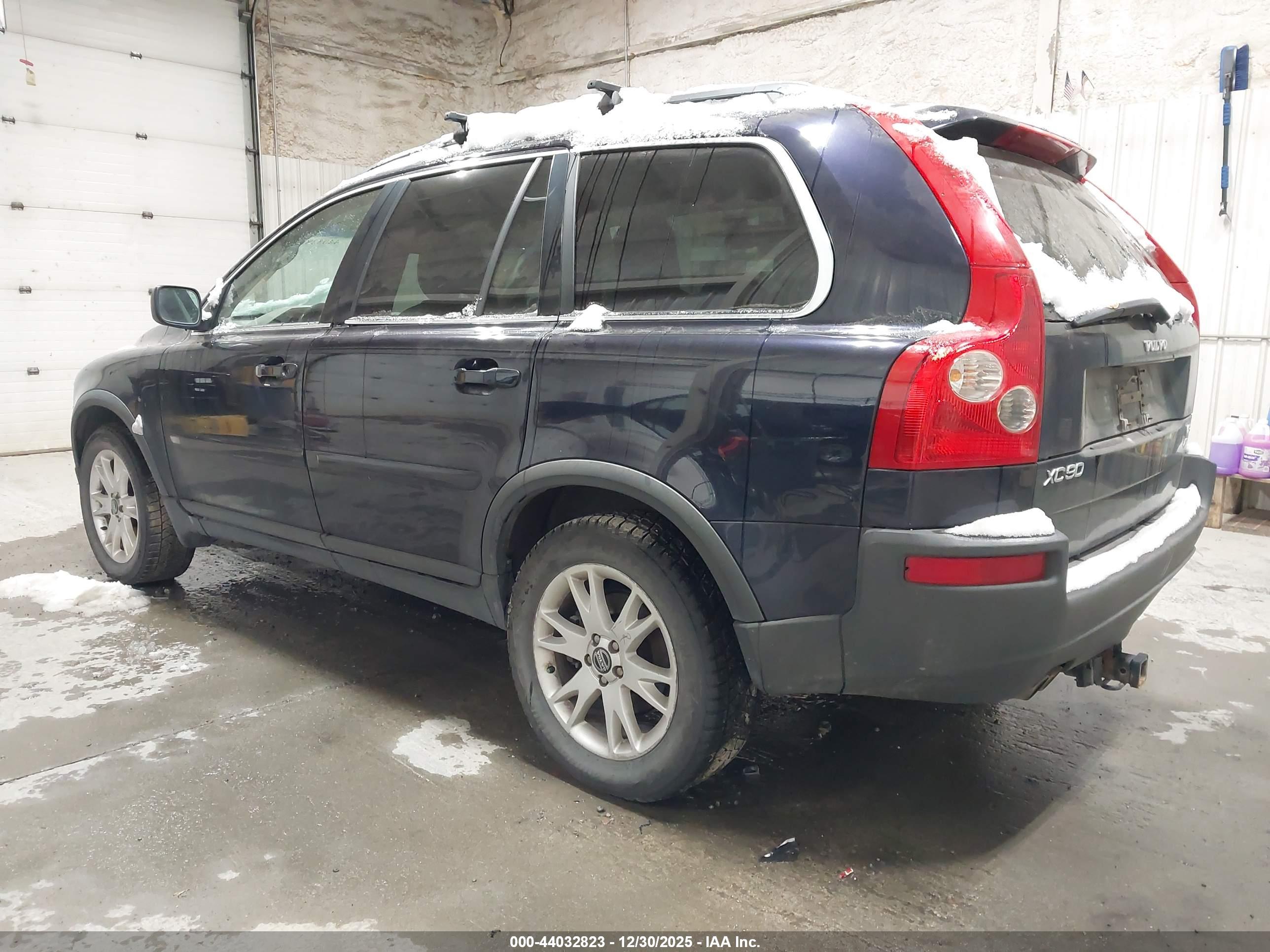 VOLVO XC90 image 3
