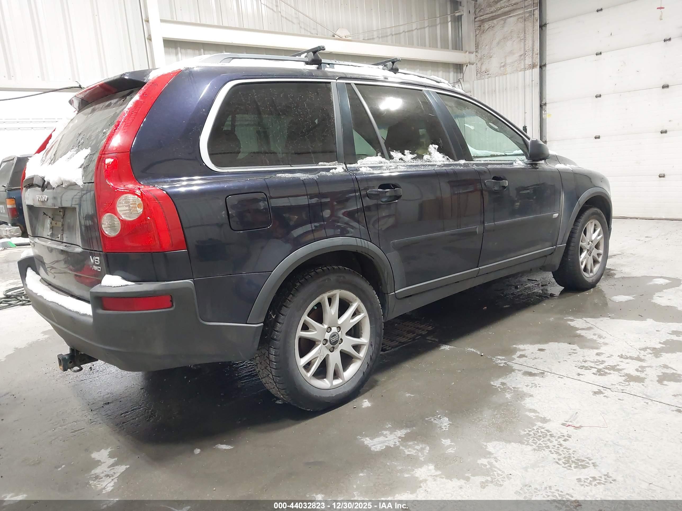 VOLVO XC90 image 4