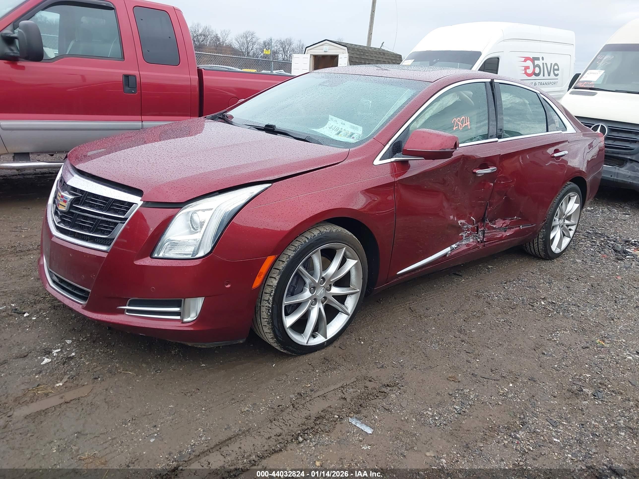 CADILLAC XTS image 2