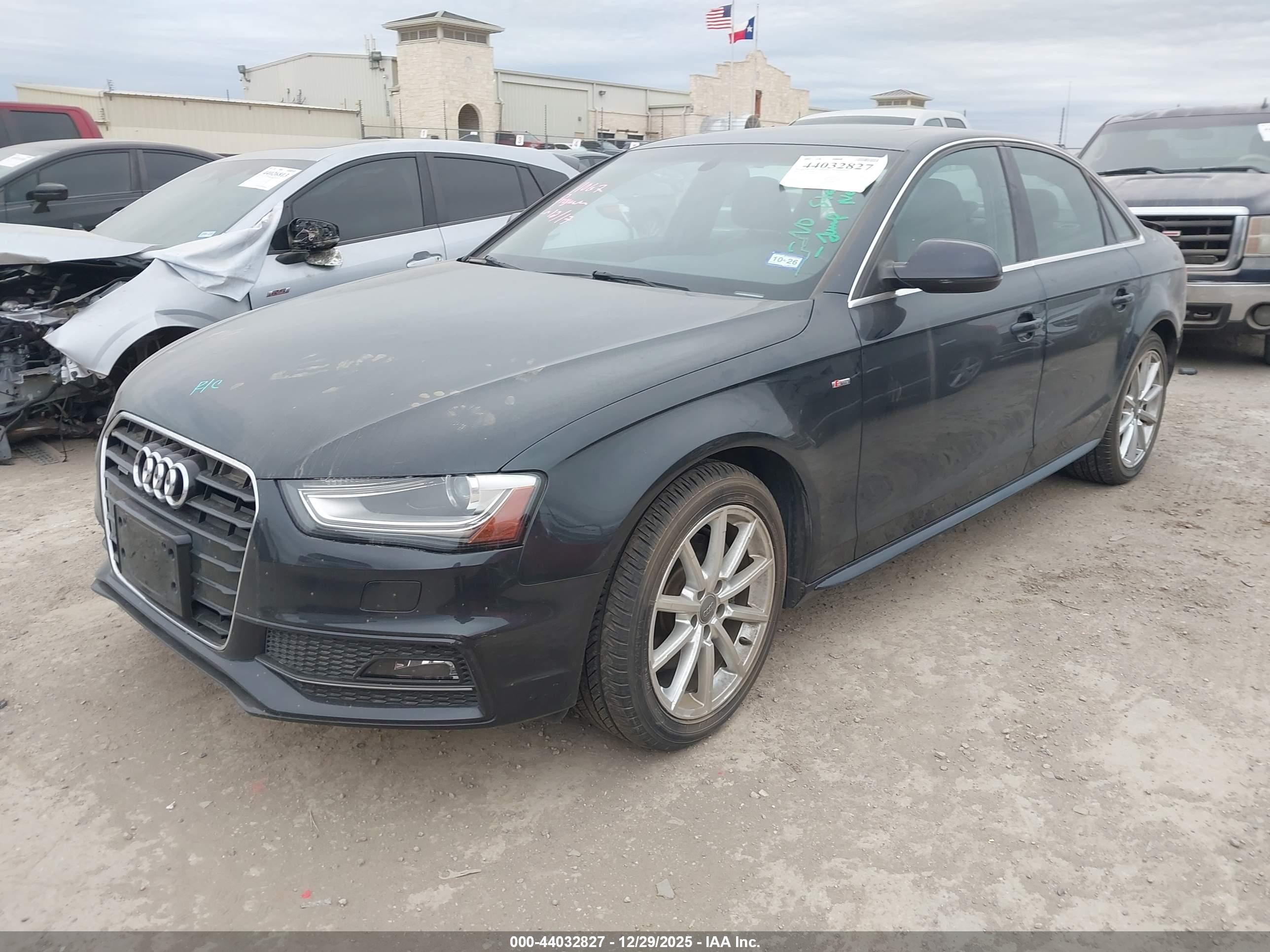 AUDI A4 image 2