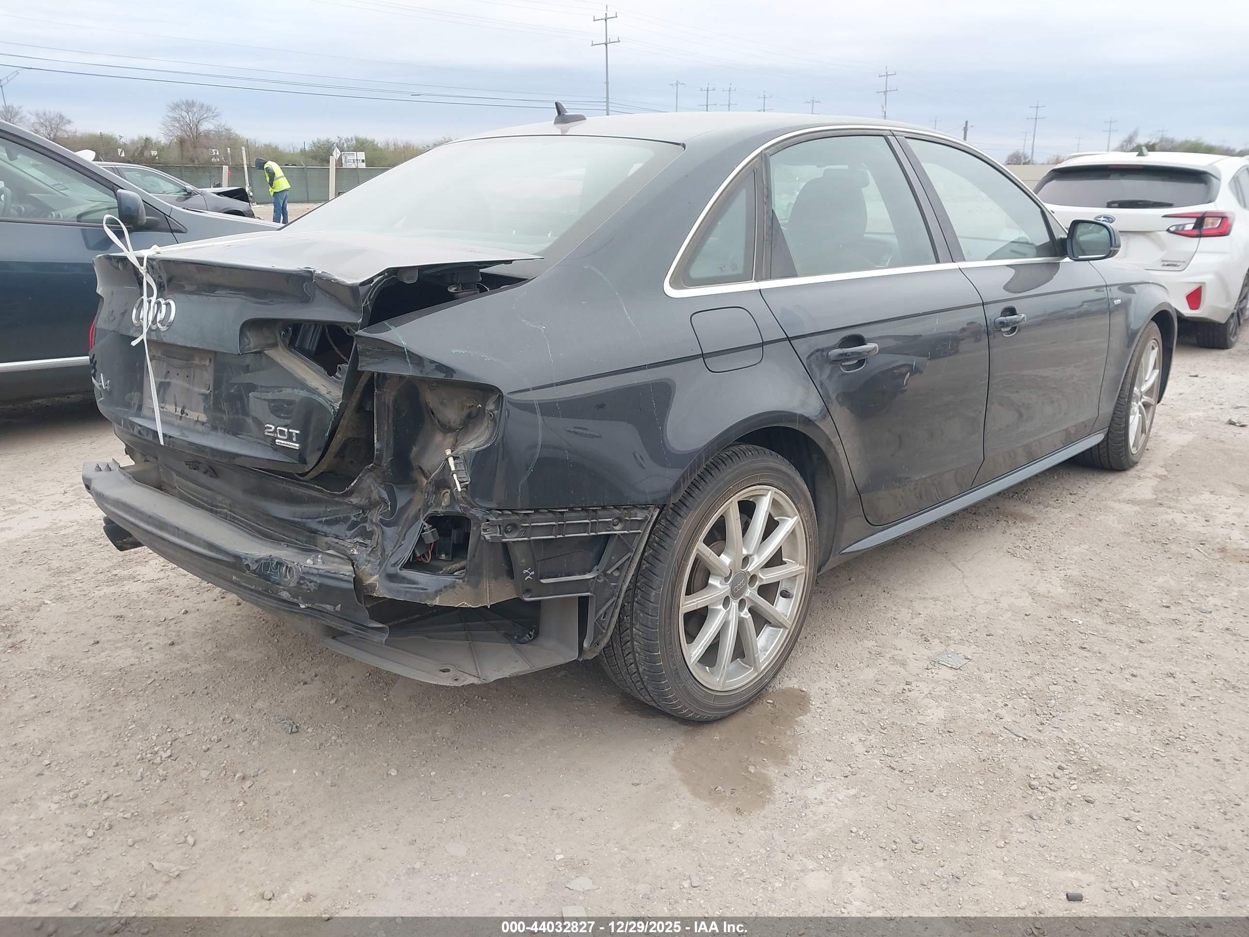 AUDI A4 image 4