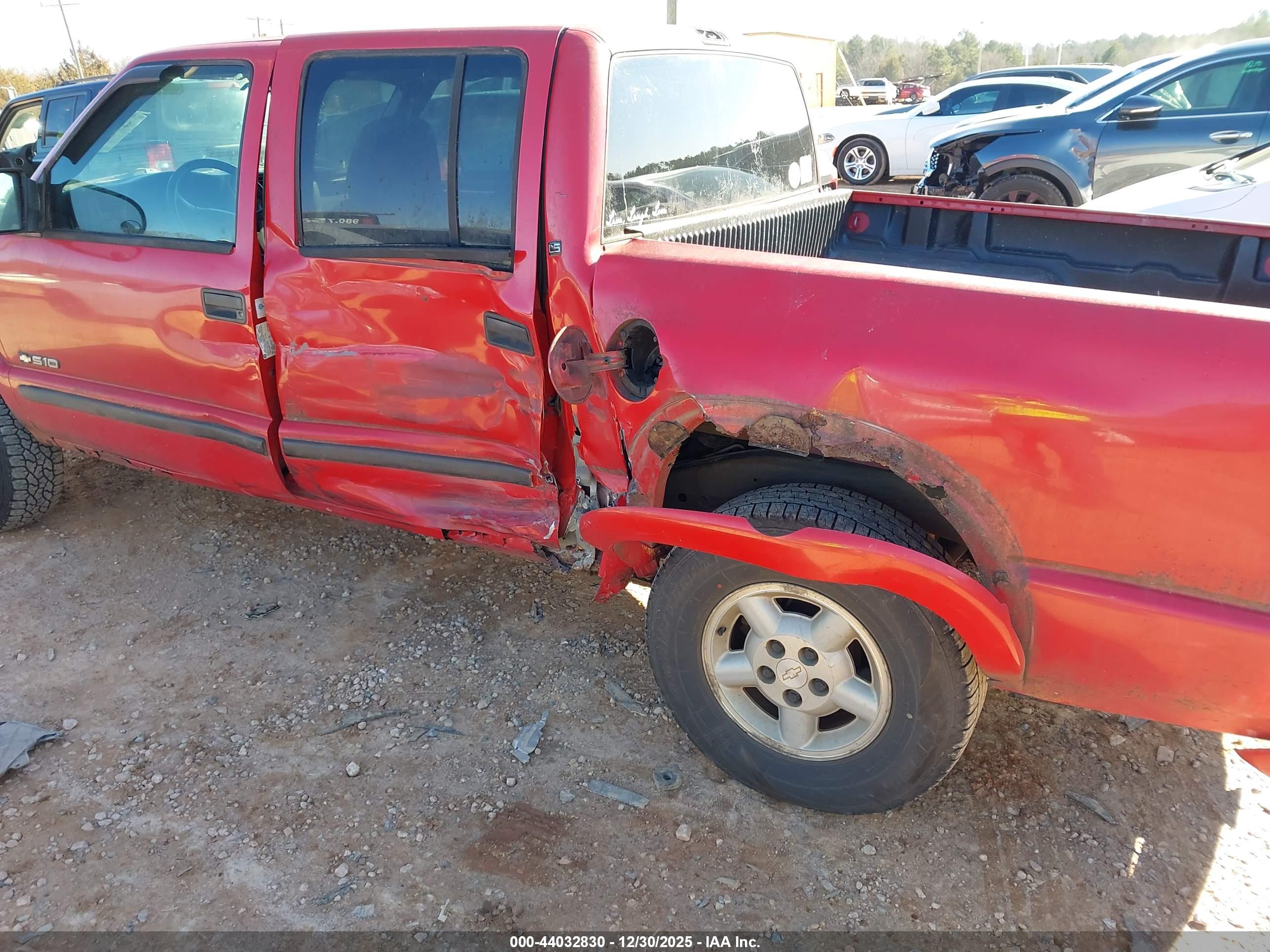 CHEVROLET S-10 image 6