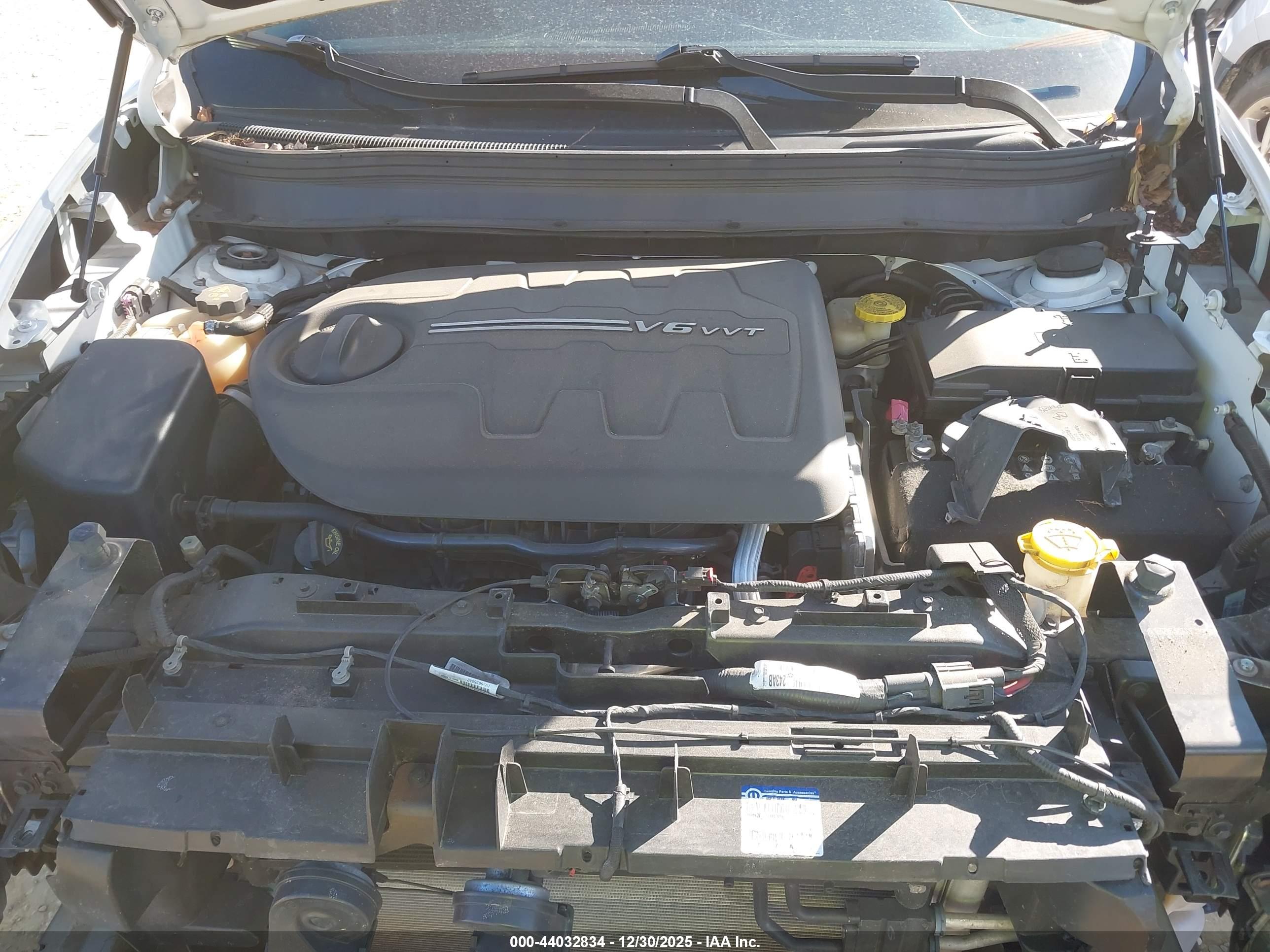 JEEP CHEROKEE image 10