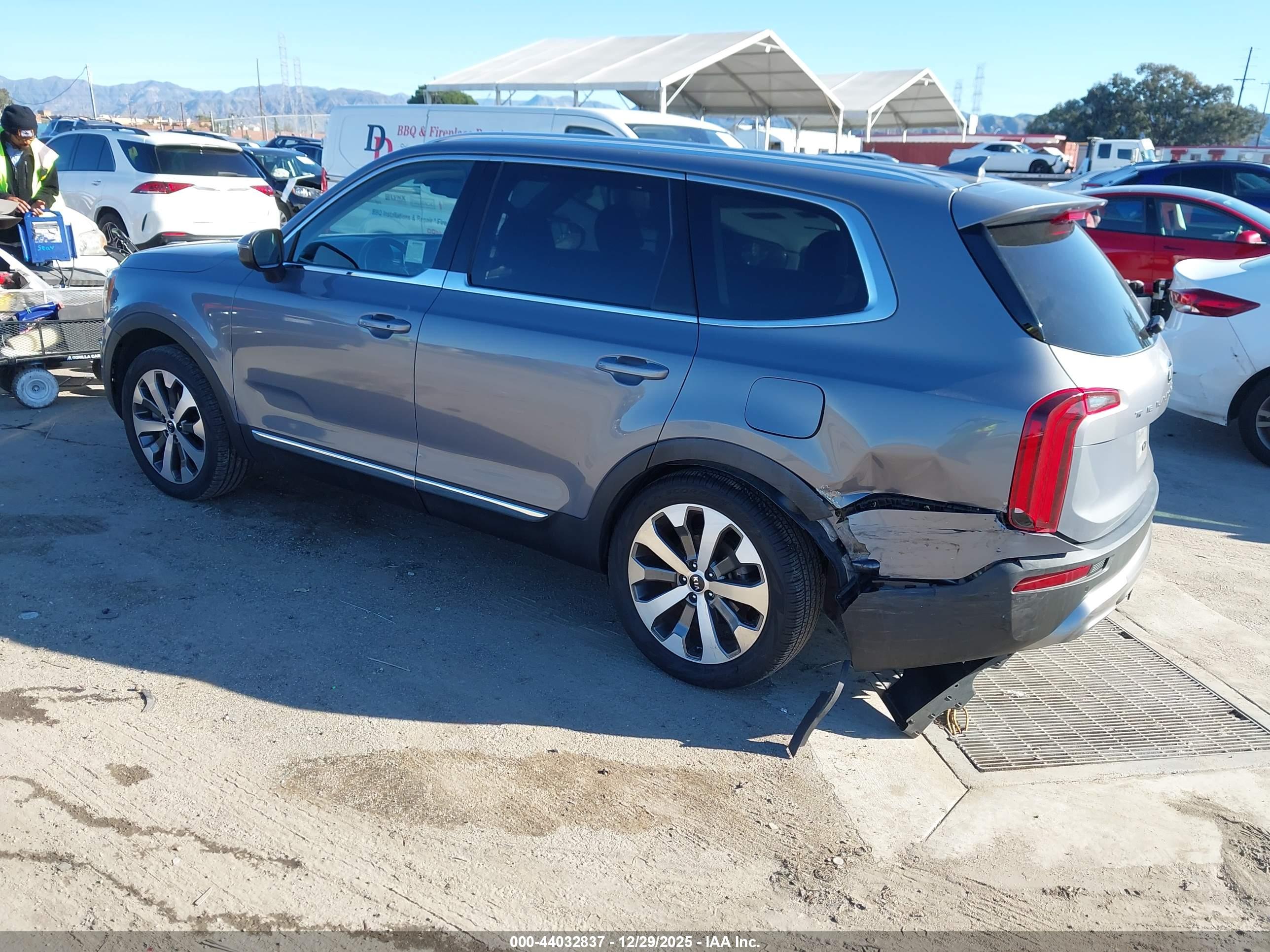 KIA TELLURIDE image 3