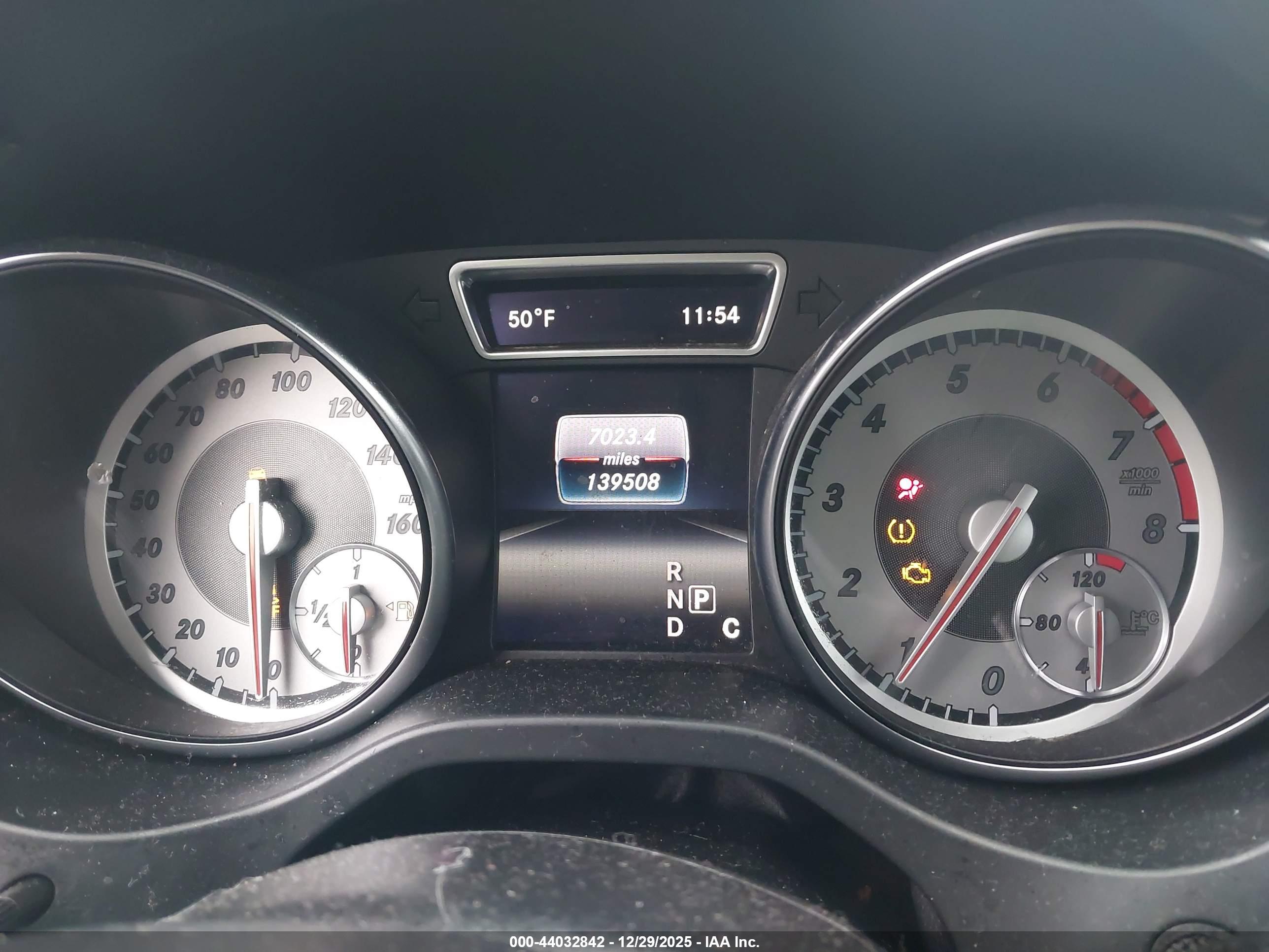 MERCEDES-BENZ CLA image 7