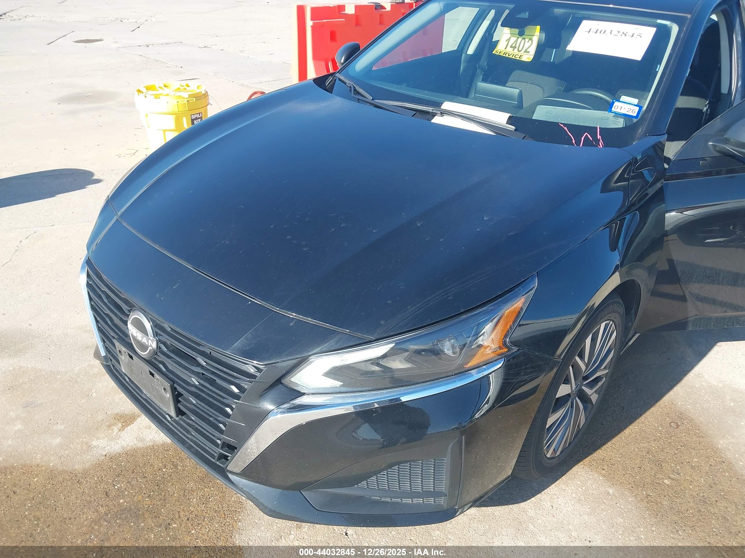 NISSAN ALTIMA image 6