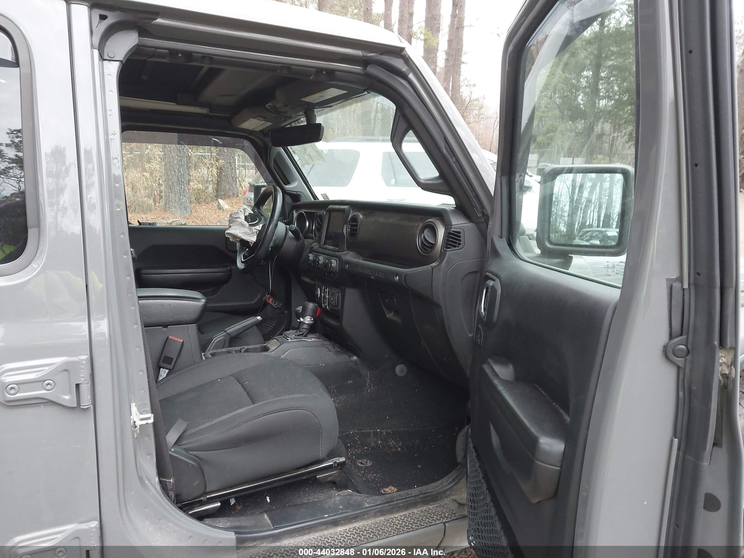 JEEP WRANGLER image 5