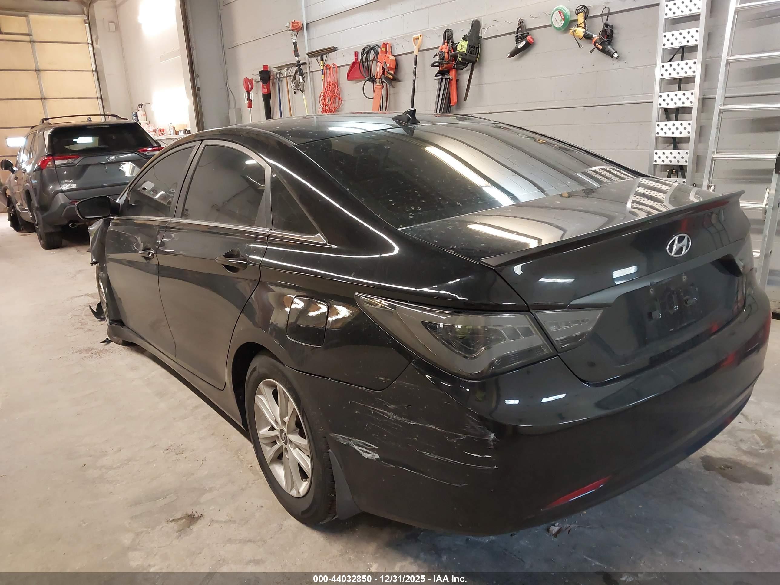 HYUNDAI SONATA image 3