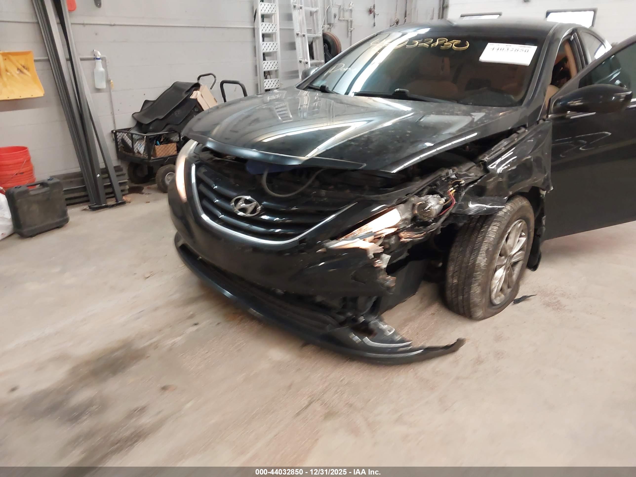 HYUNDAI SONATA image 6
