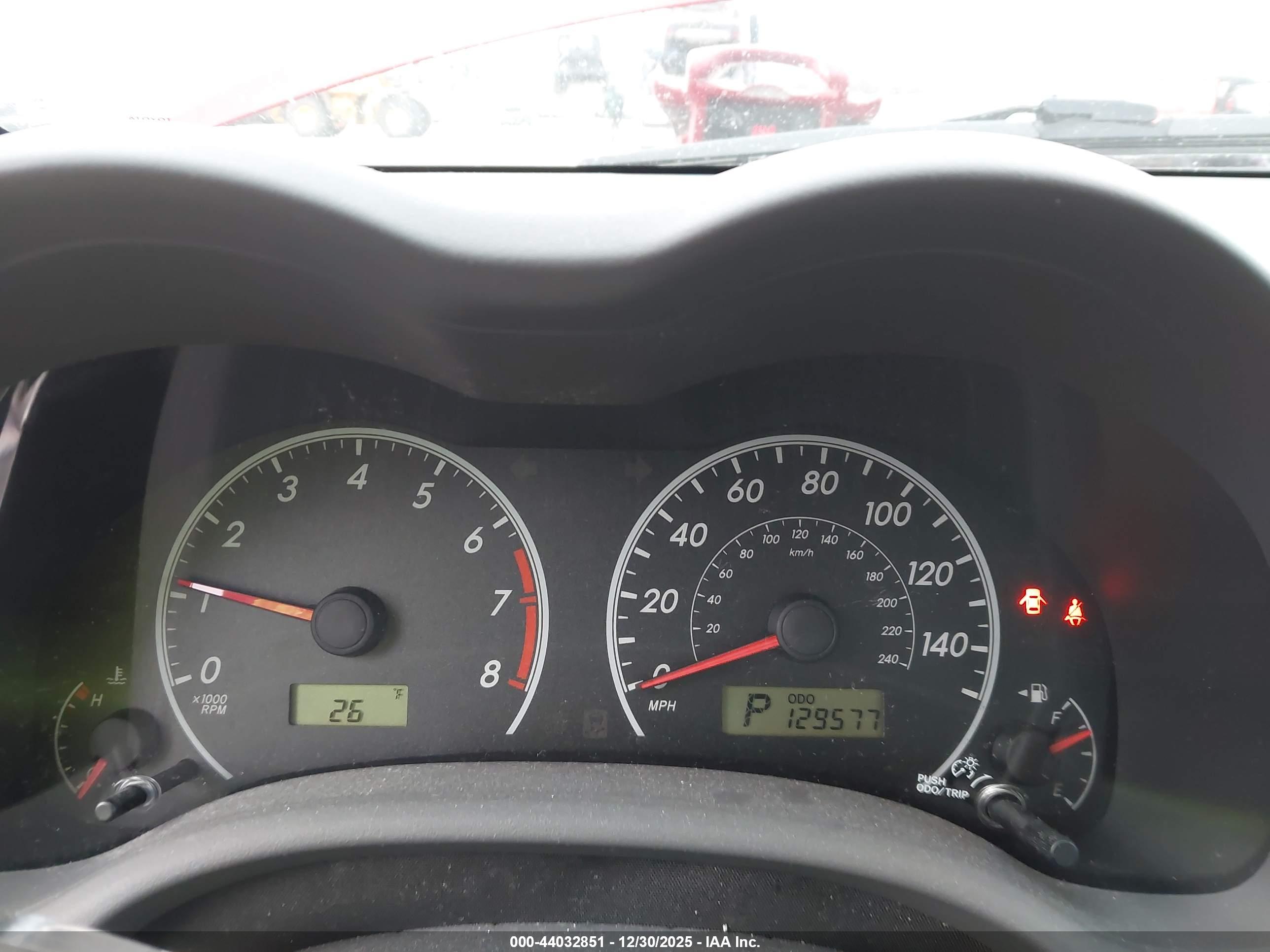 TOYOTA COROLLA image 7