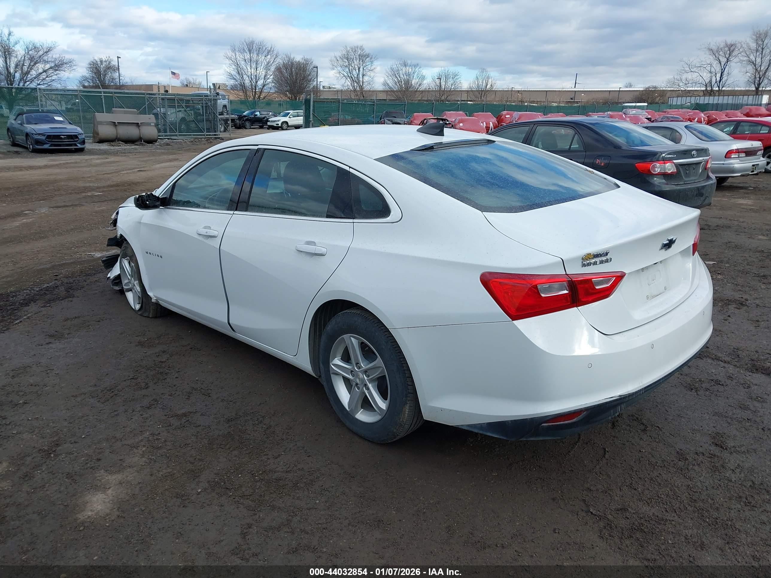 CHEVROLET MALIBU image 3