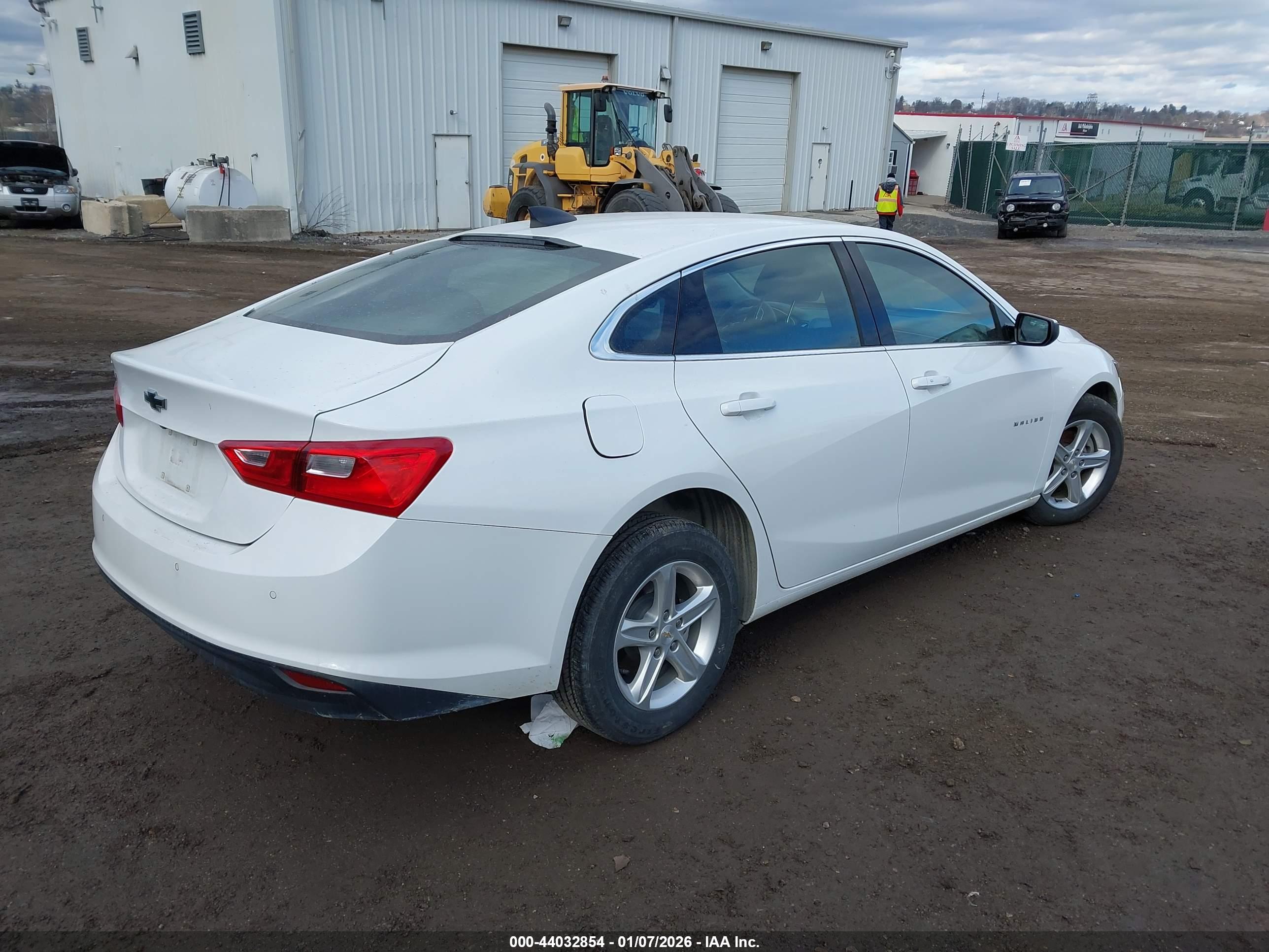 CHEVROLET MALIBU image 4