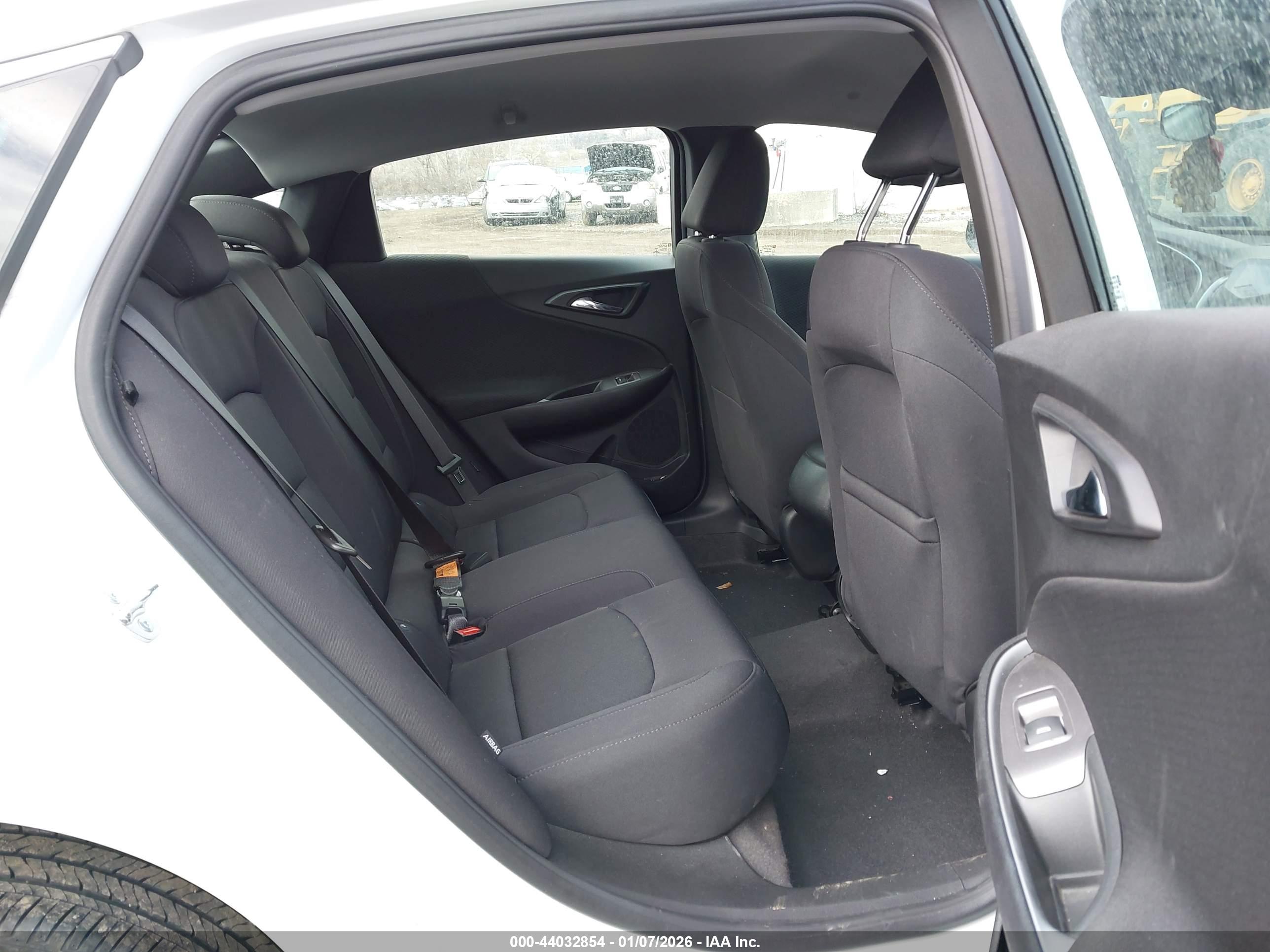 CHEVROLET MALIBU image 8
