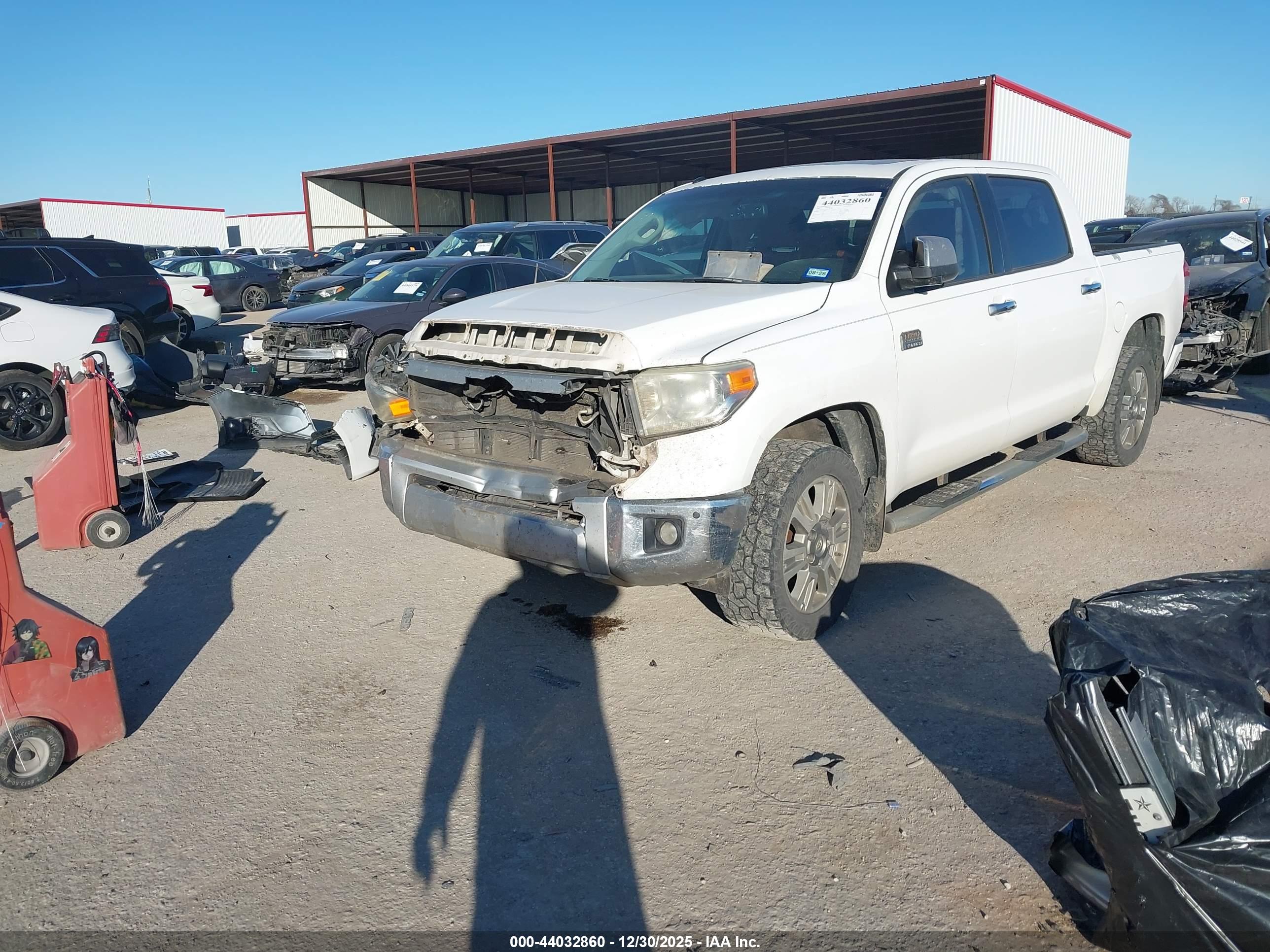 TOYOTA TUNDRA image 2