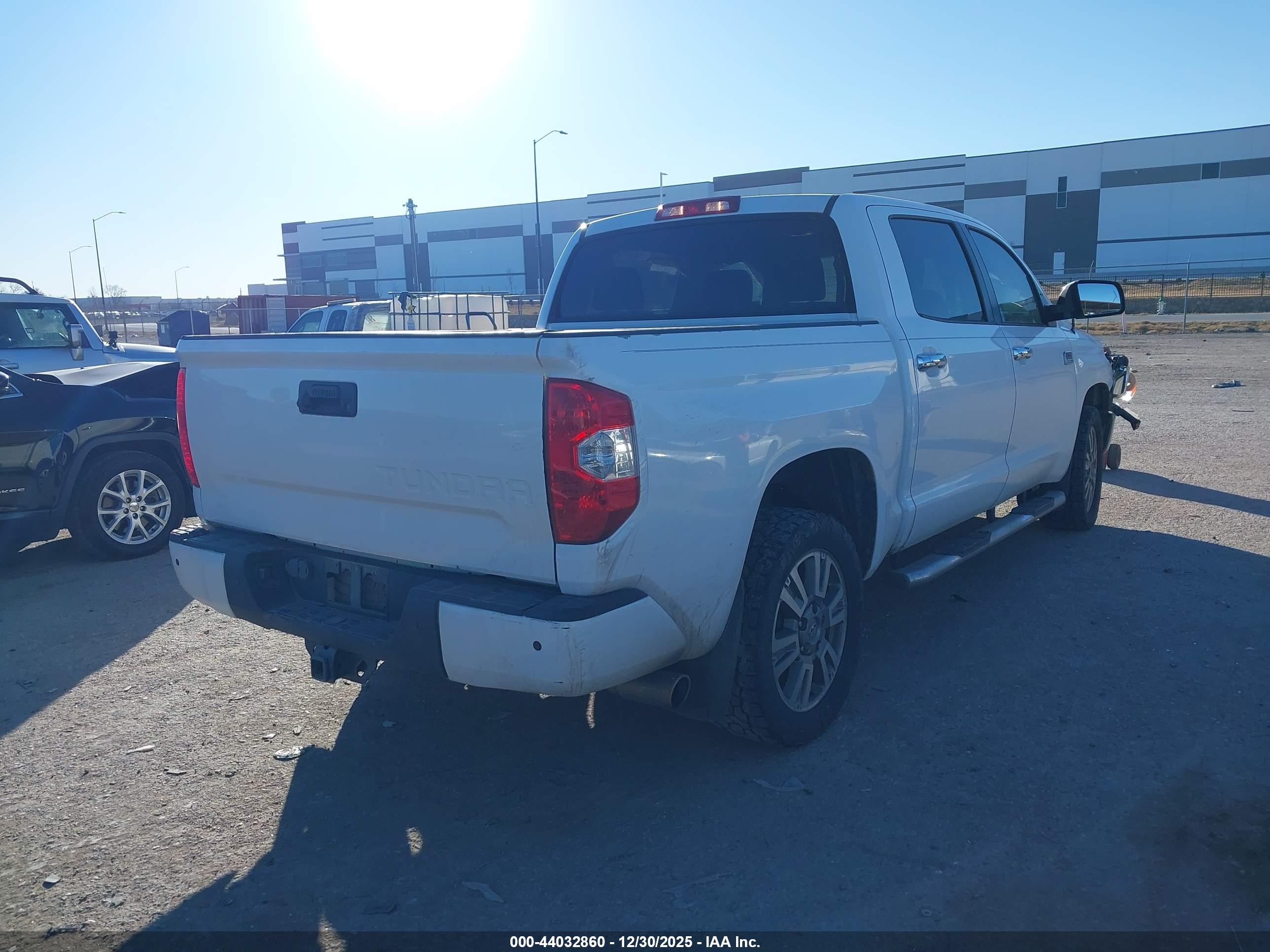 TOYOTA TUNDRA image 4