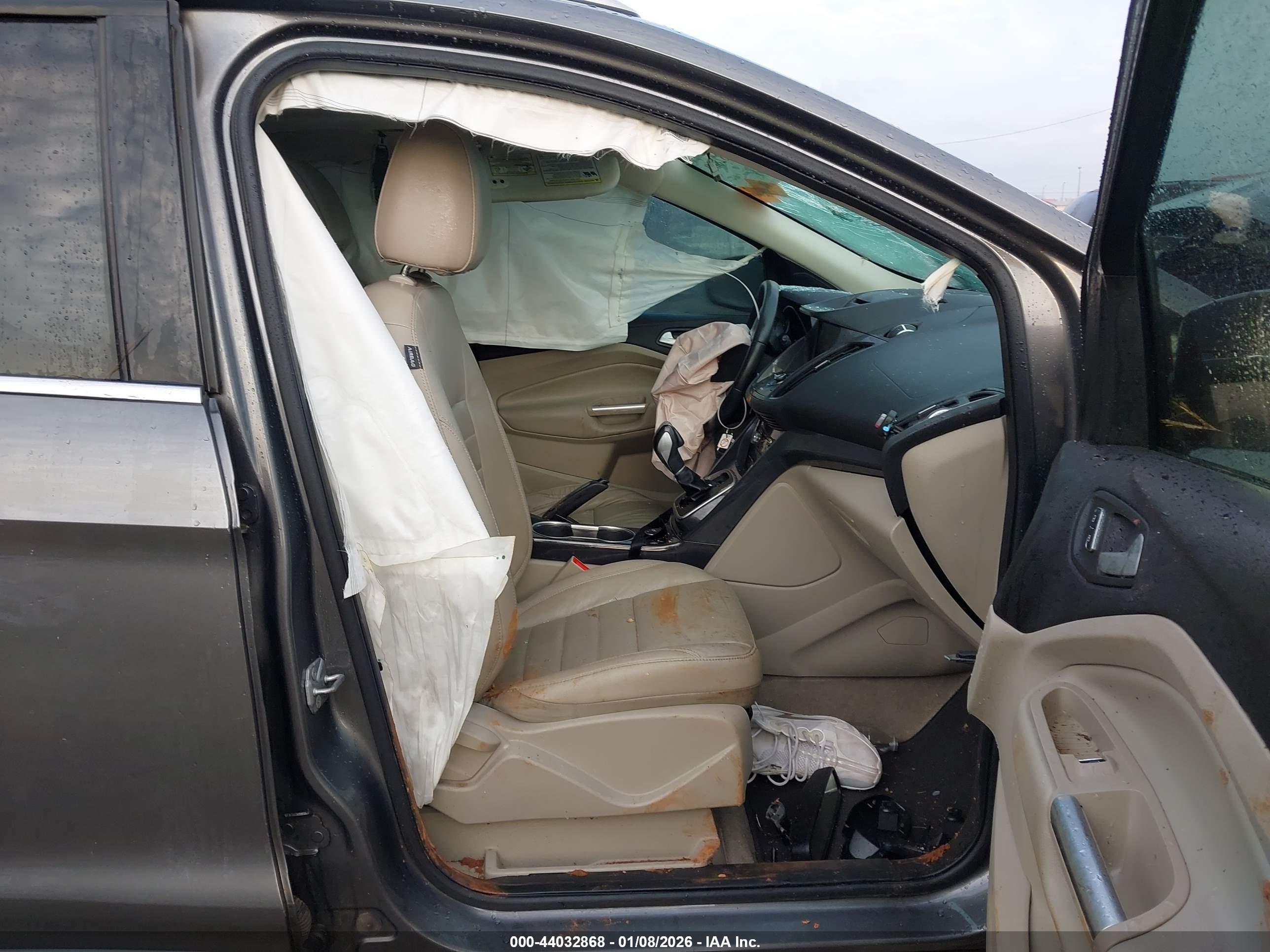 FORD ESCAPE image 5