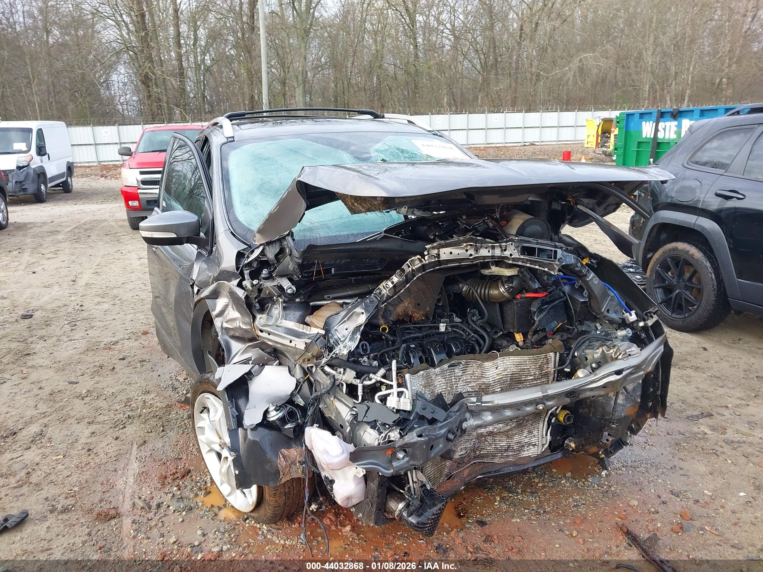FORD ESCAPE image 6
