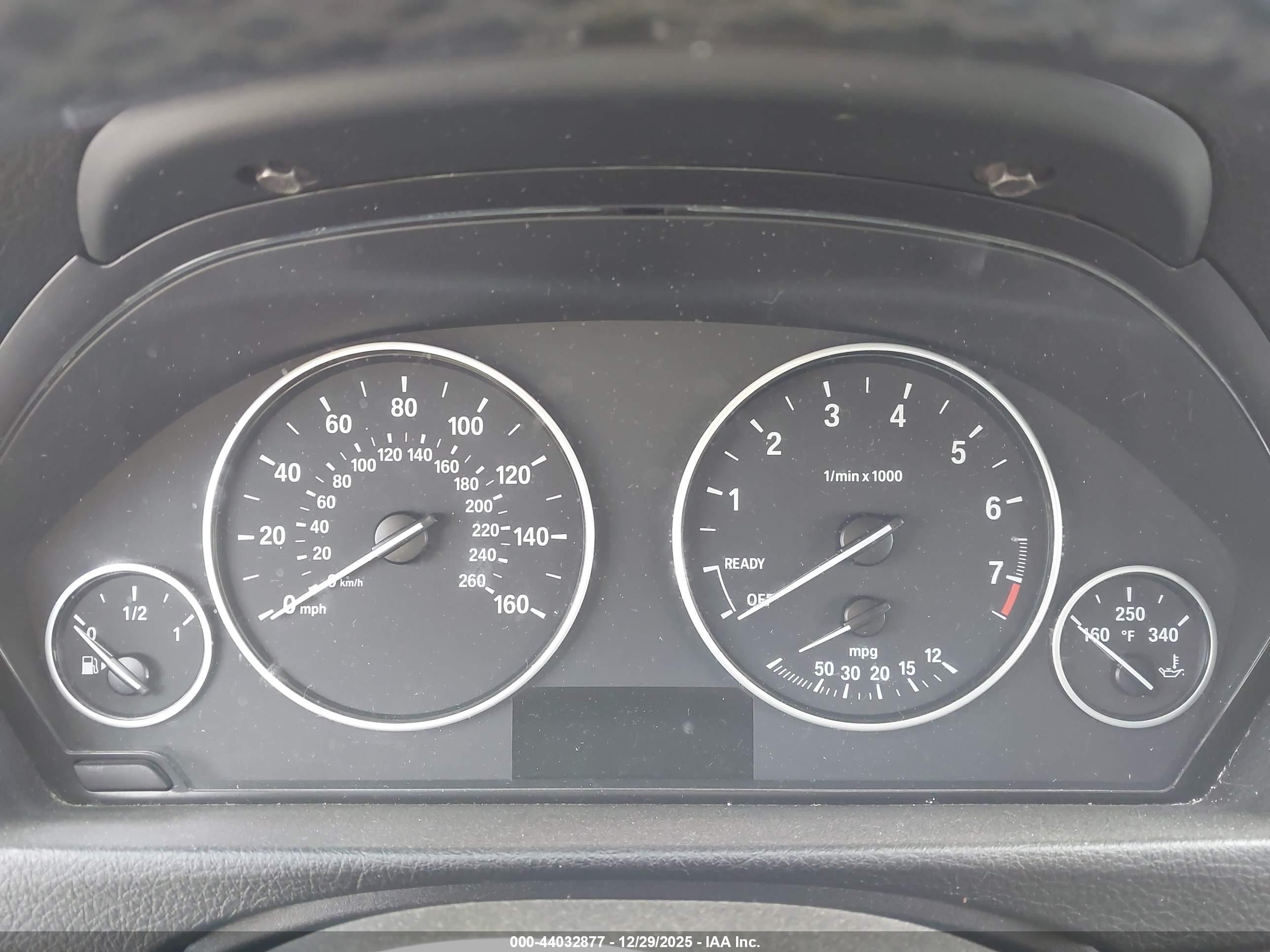 BMW 320I image 7