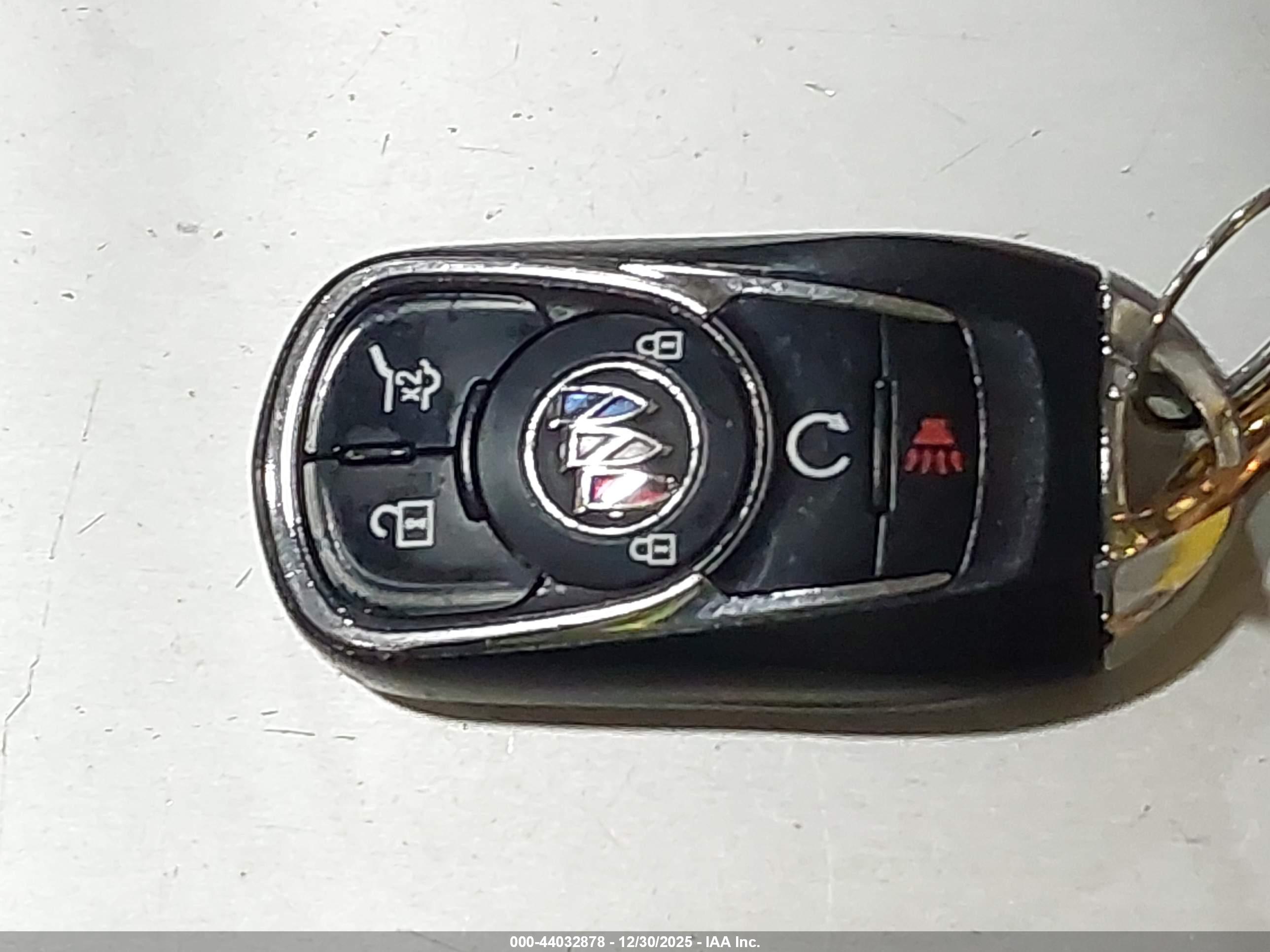BUICK ENCLAVE image 11