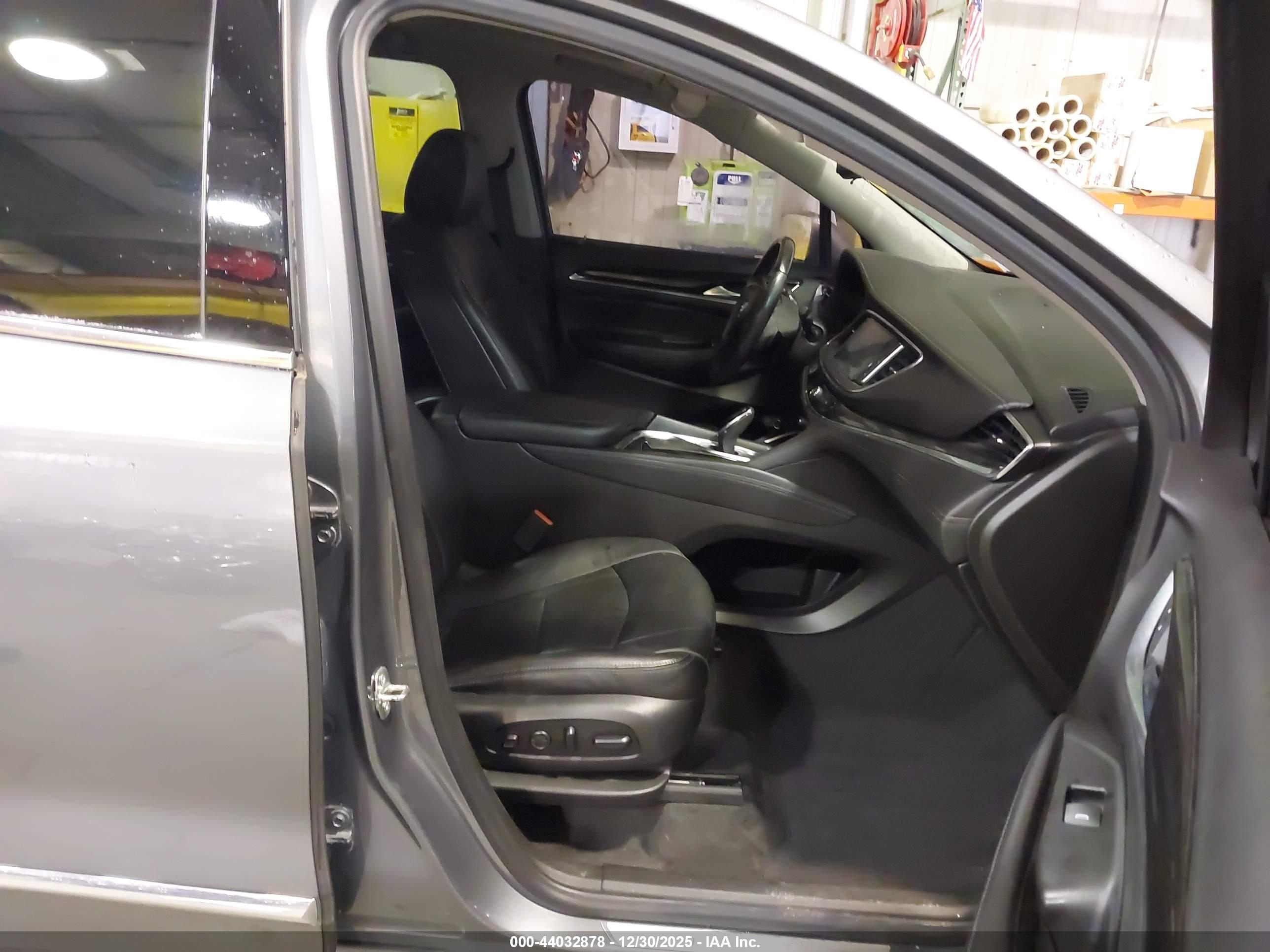 BUICK ENCLAVE image 5