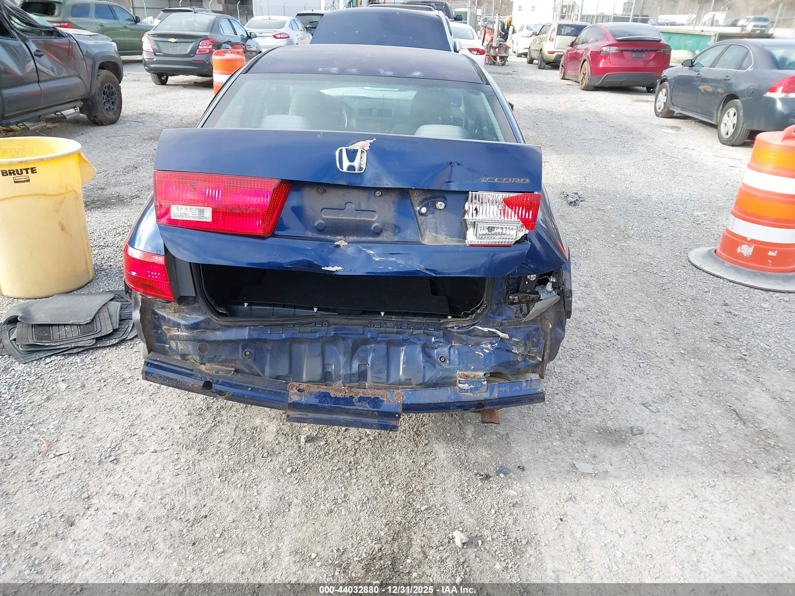 HONDA ACCORD image 6