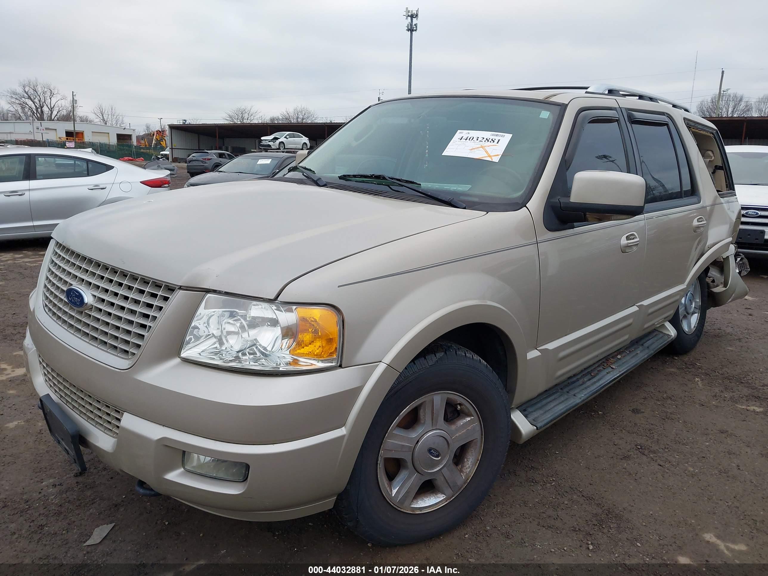 FORD EXPEDITION image 2