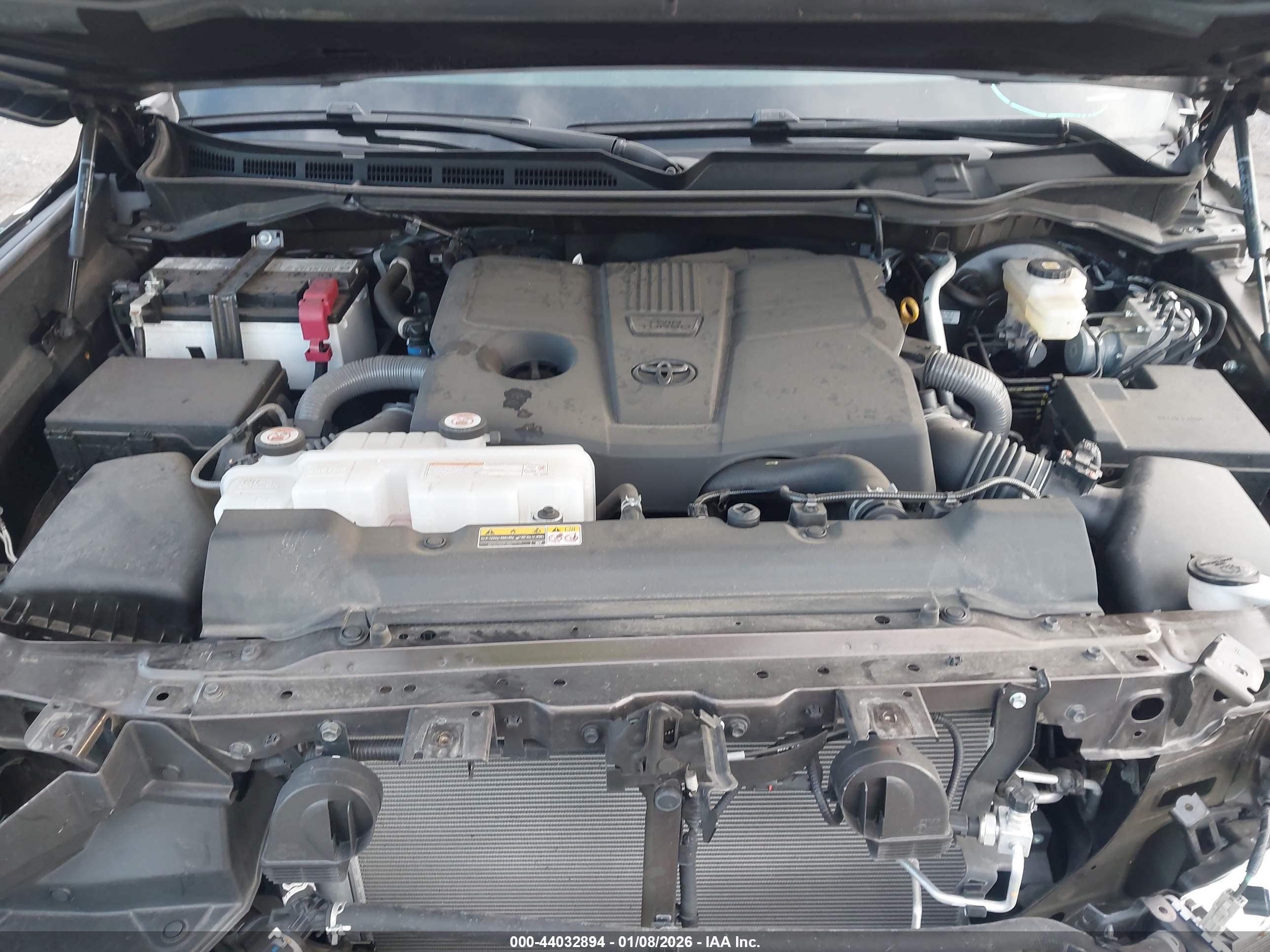 TOYOTA TUNDRA image 10