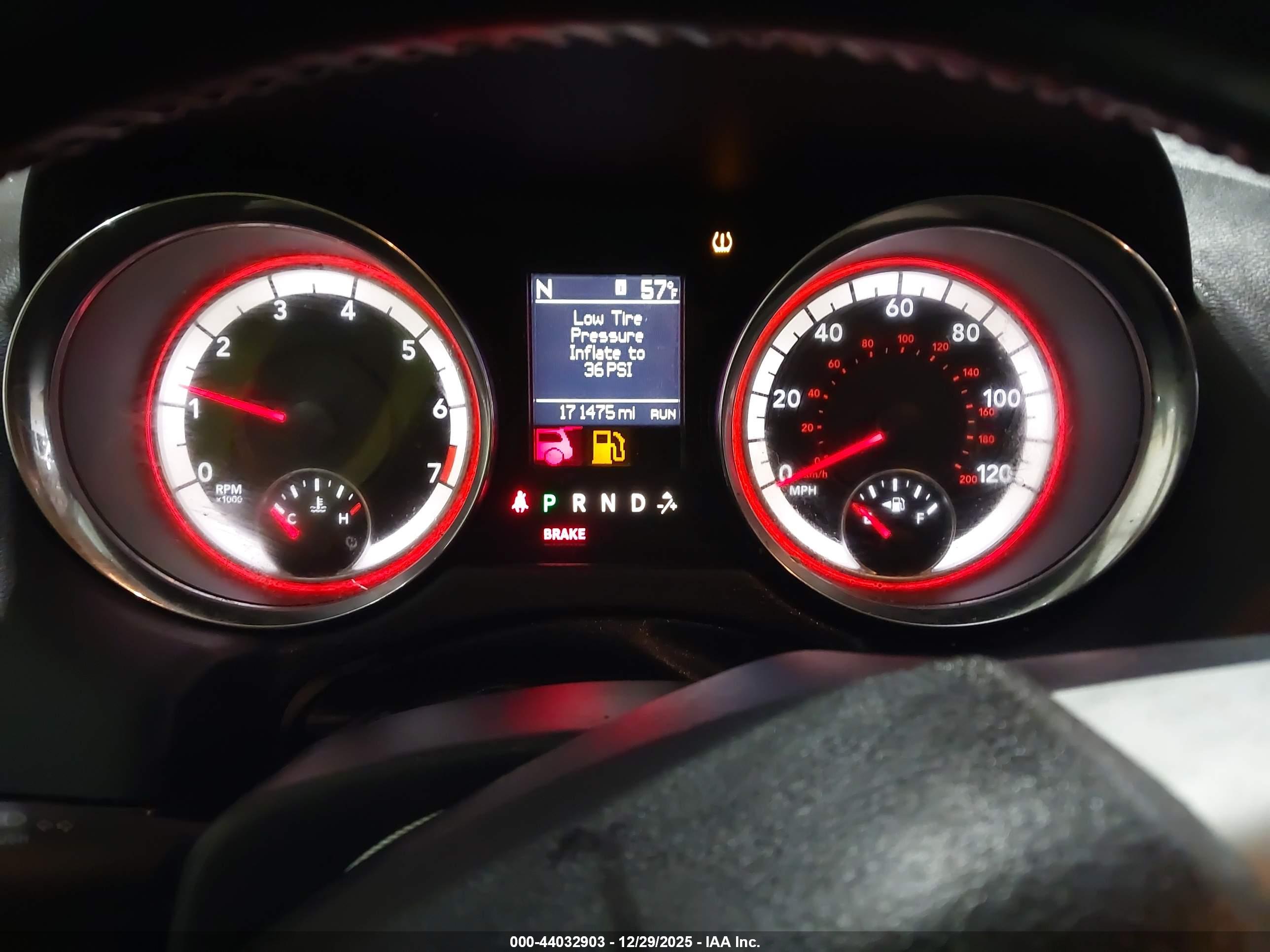 DODGE GRAND image 7