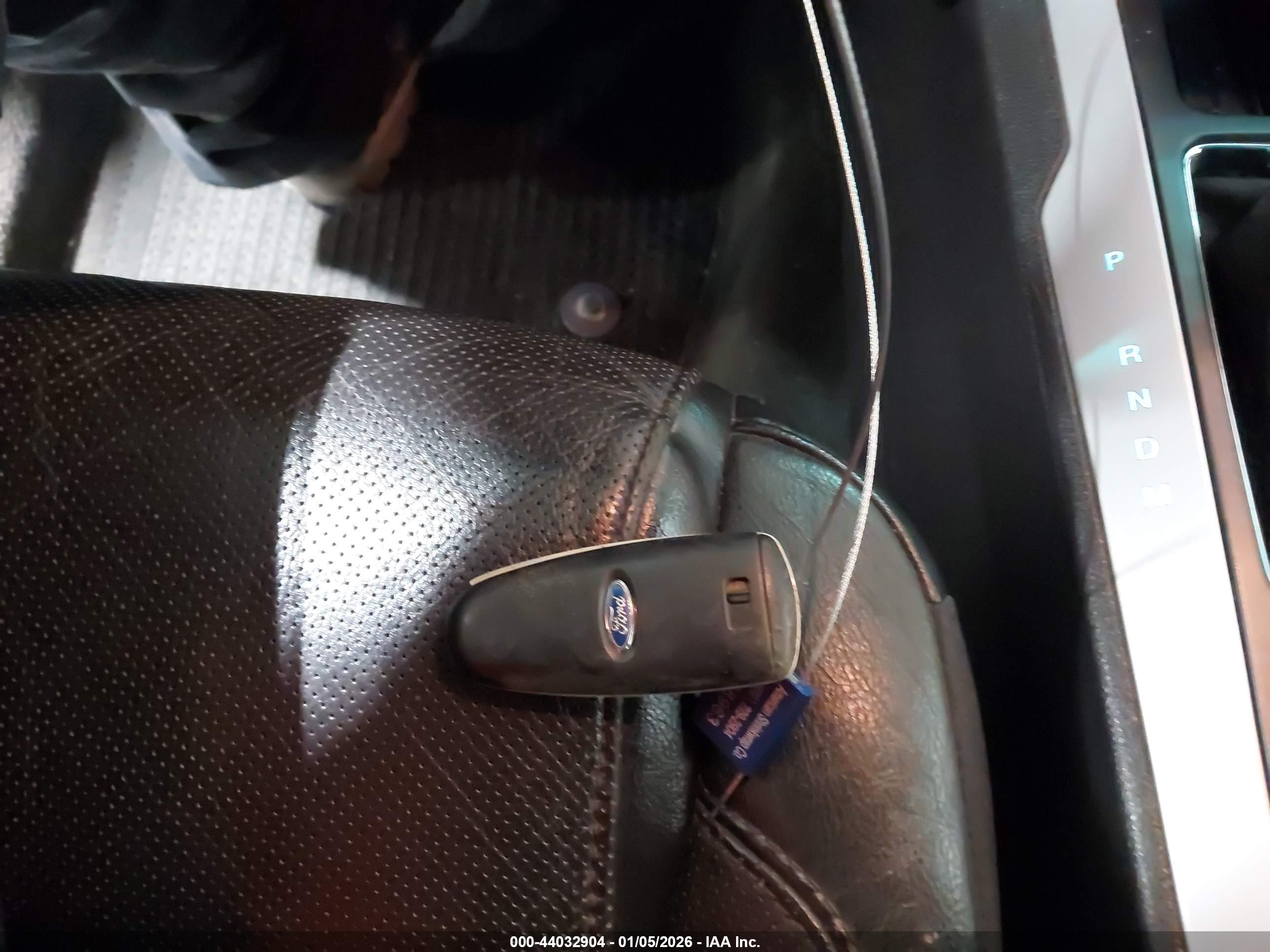 FORD EXPLORER image 11
