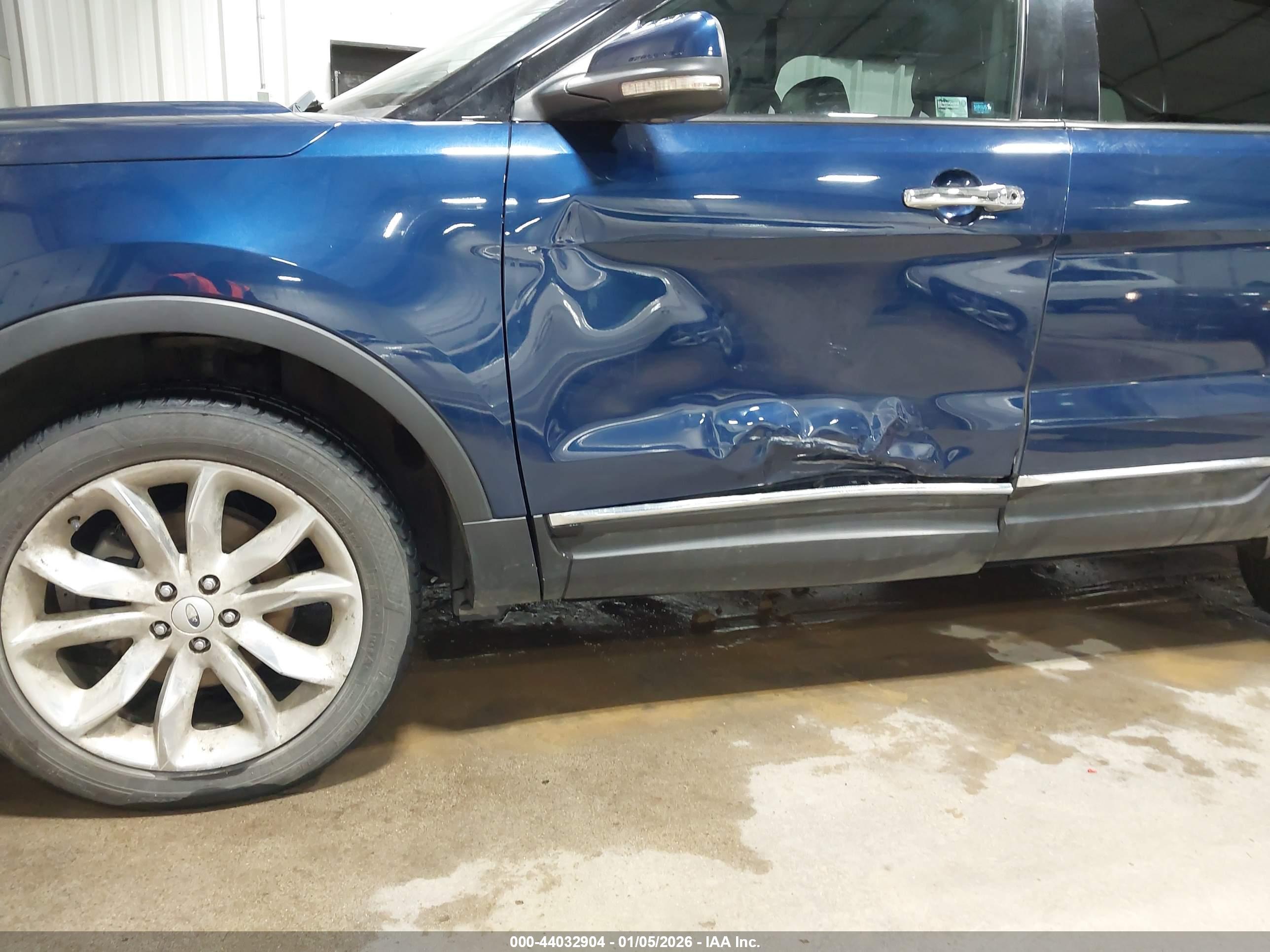 FORD EXPLORER image 6
