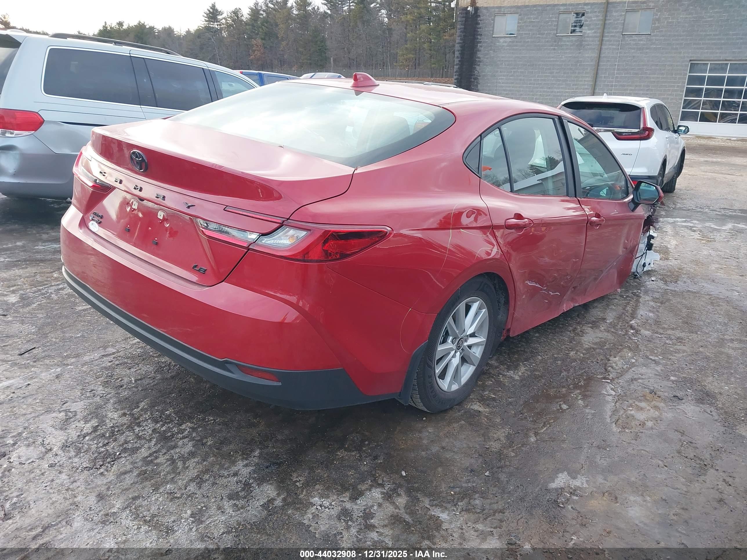 TOYOTA CAMRY image 4