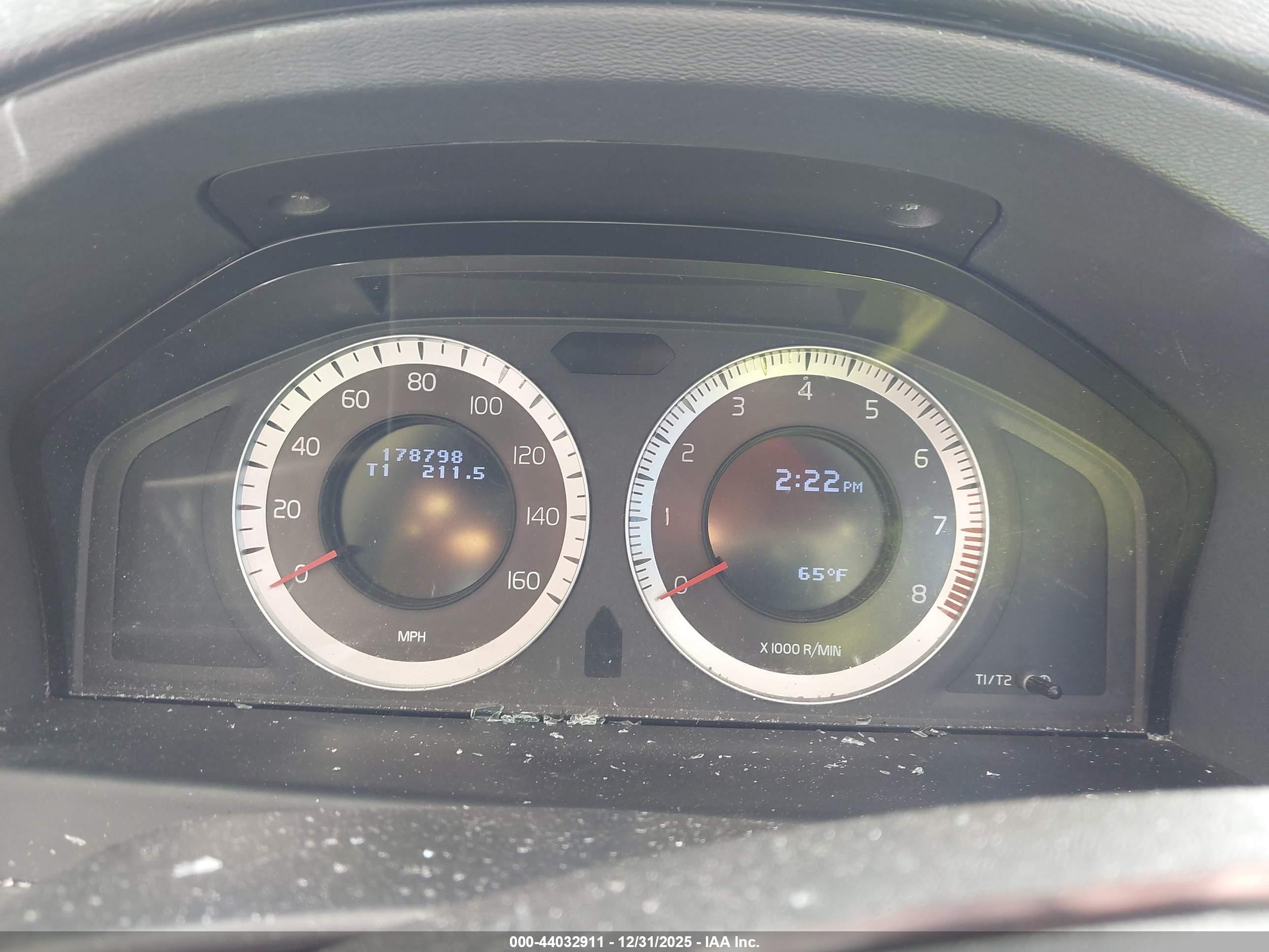 VOLVO S80 image 7