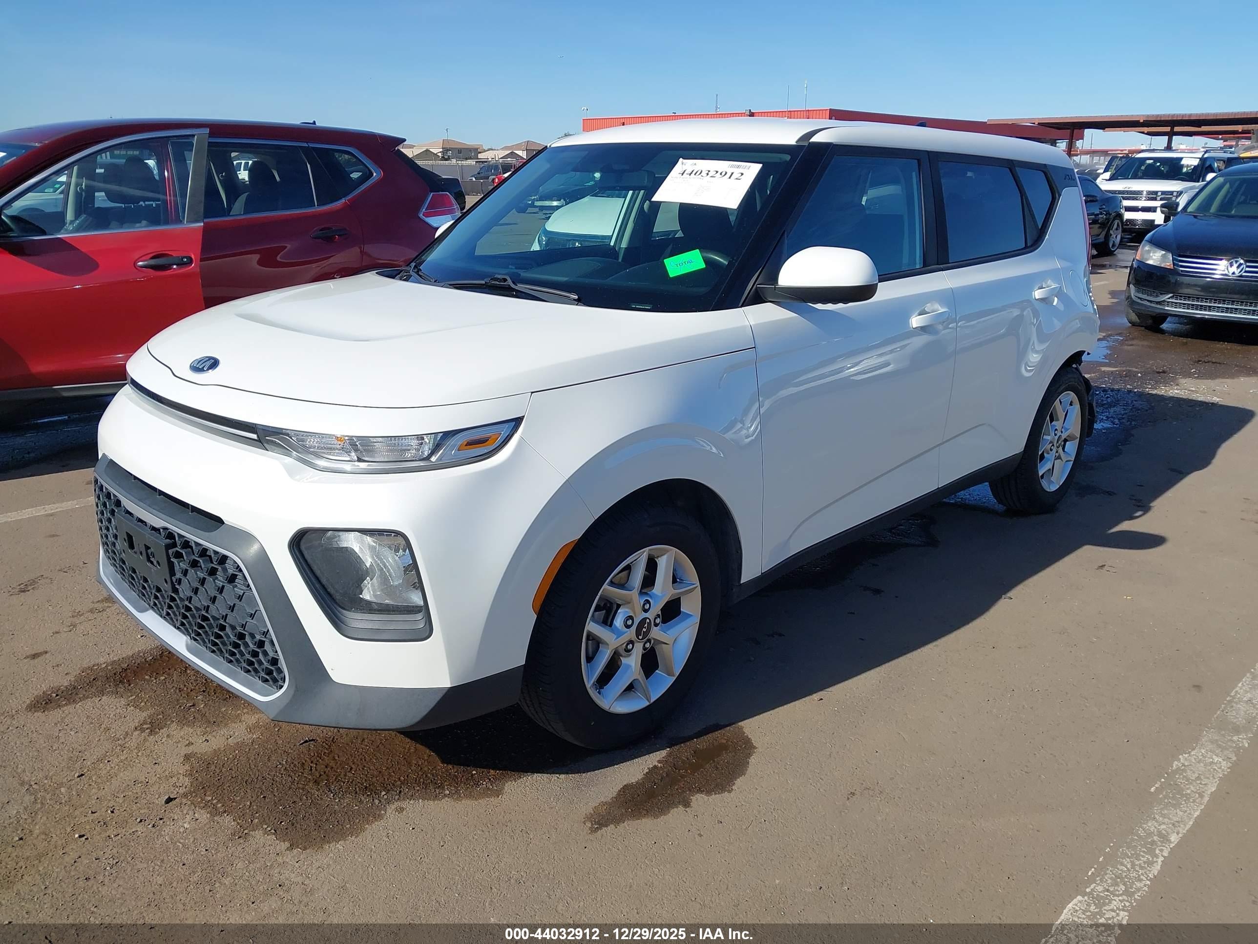 KIA SOUL image 2