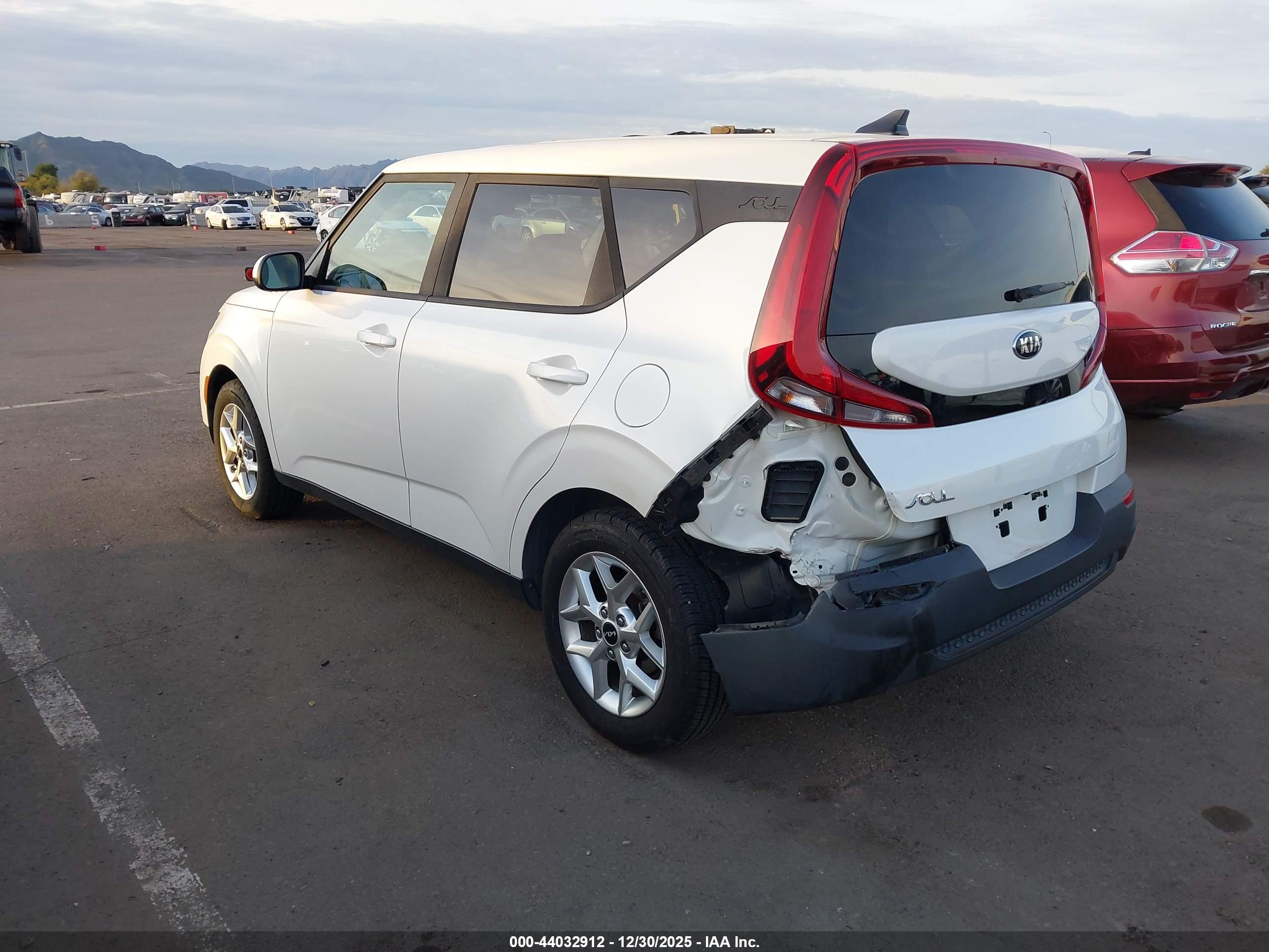KIA SOUL image 3