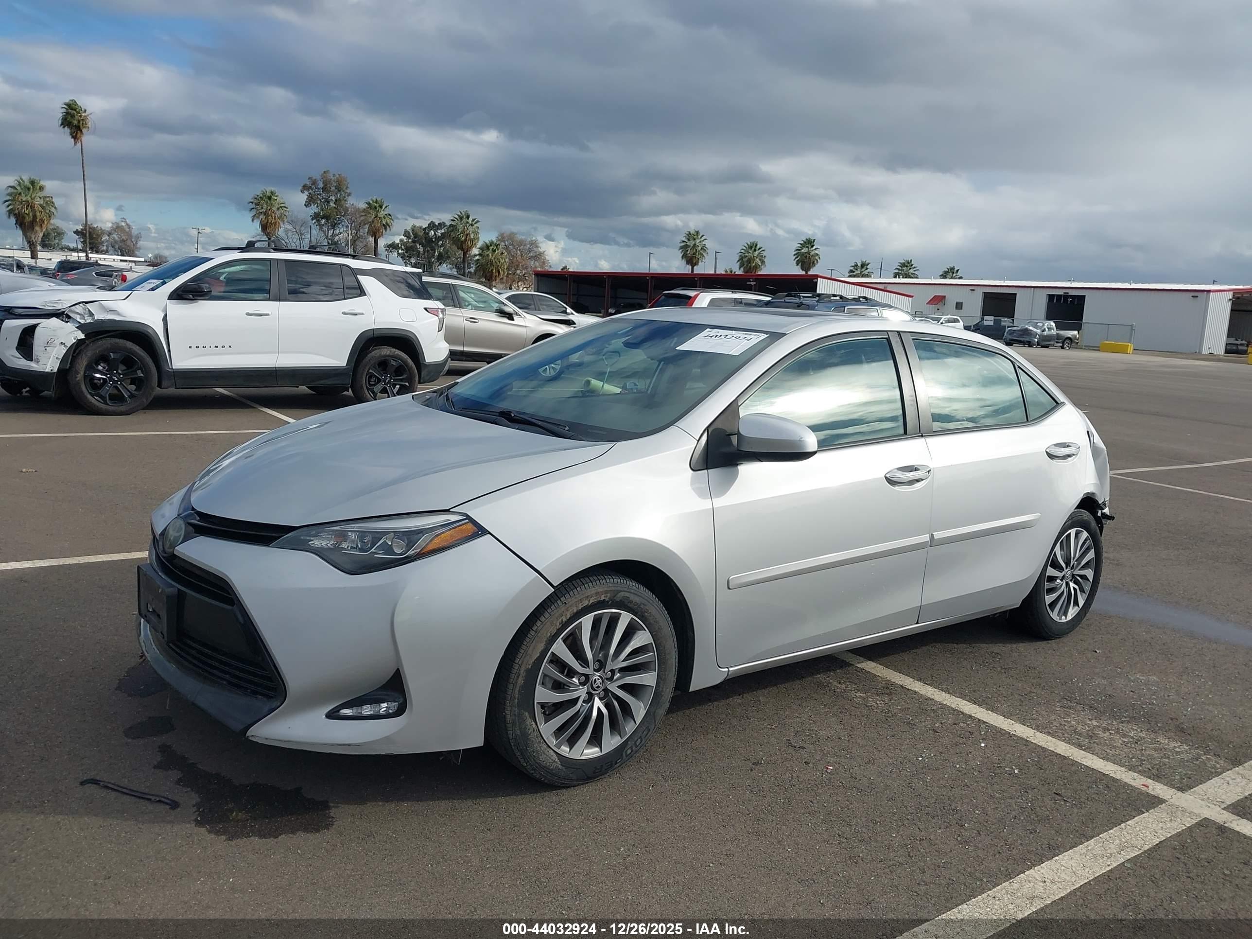 TOYOTA COROLLA image 2