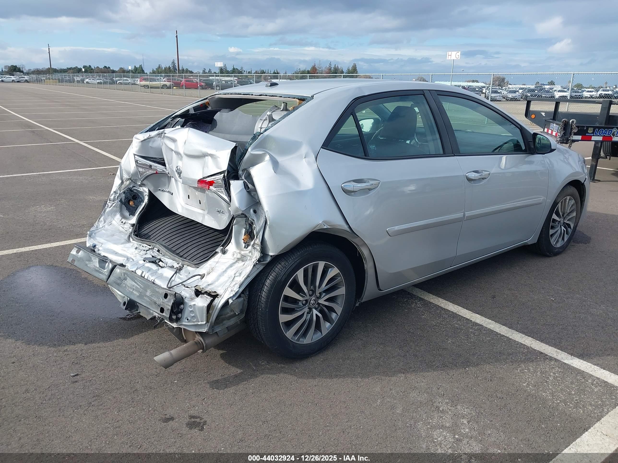 TOYOTA COROLLA image 4