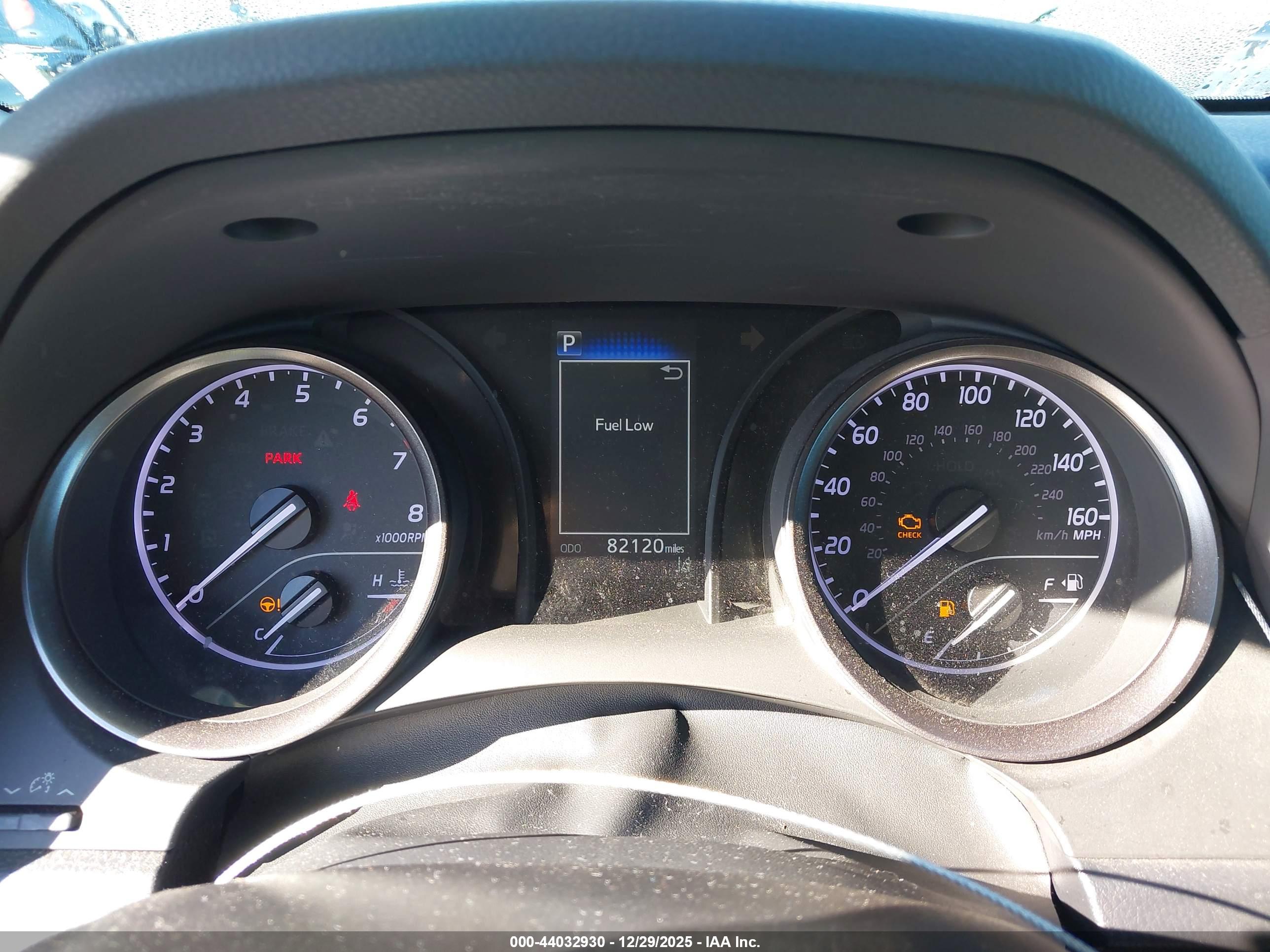 TOYOTA CAMRY image 7