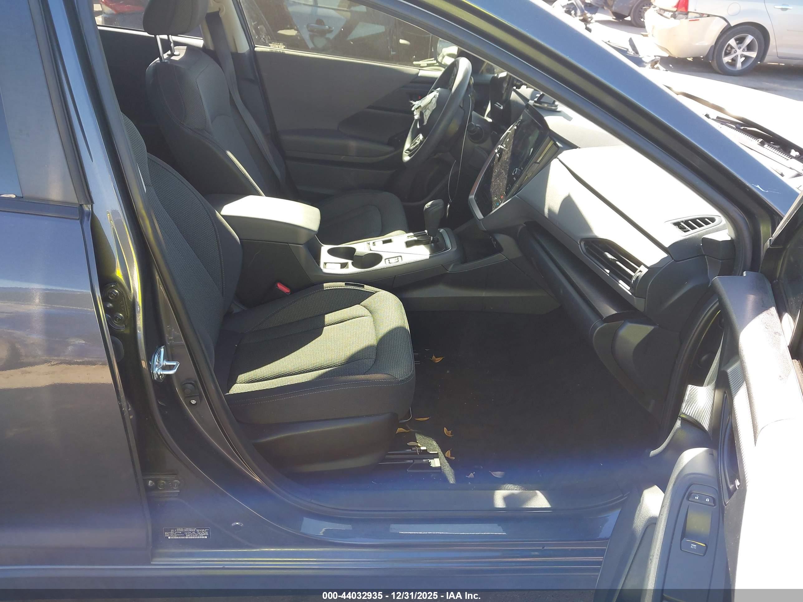 SUBARU CROSSTREK image 5