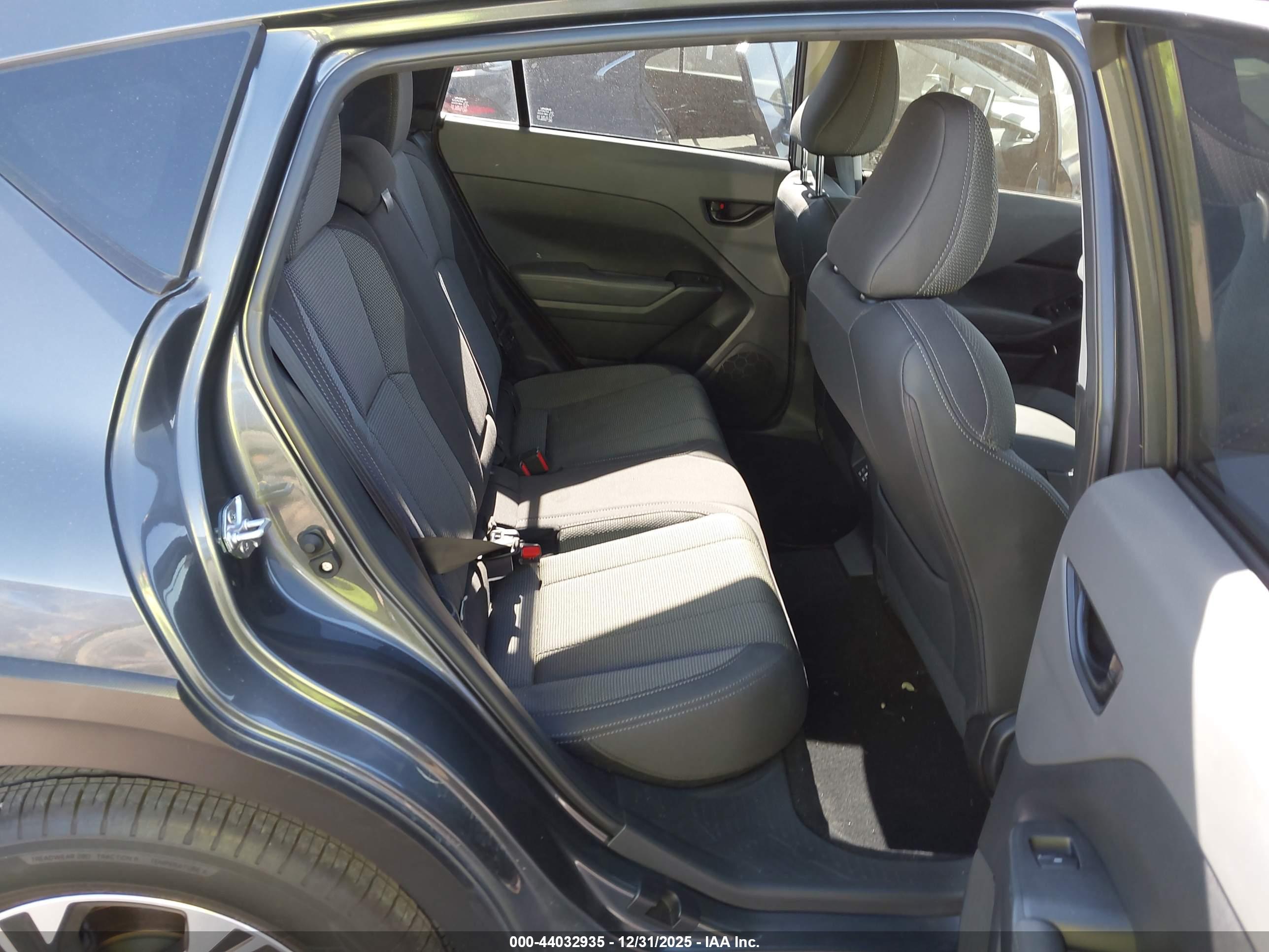 SUBARU CROSSTREK image 8