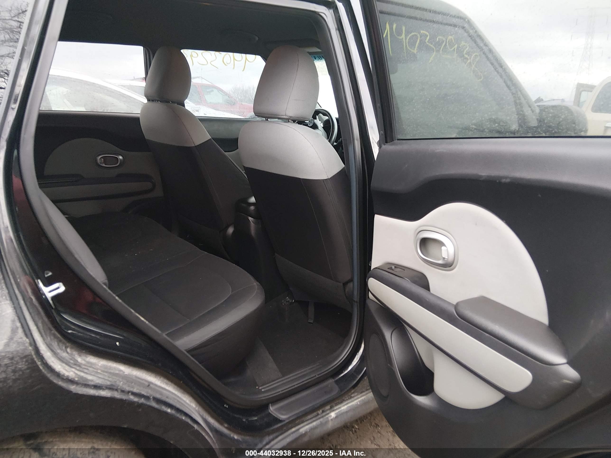 KIA SOUL image 8