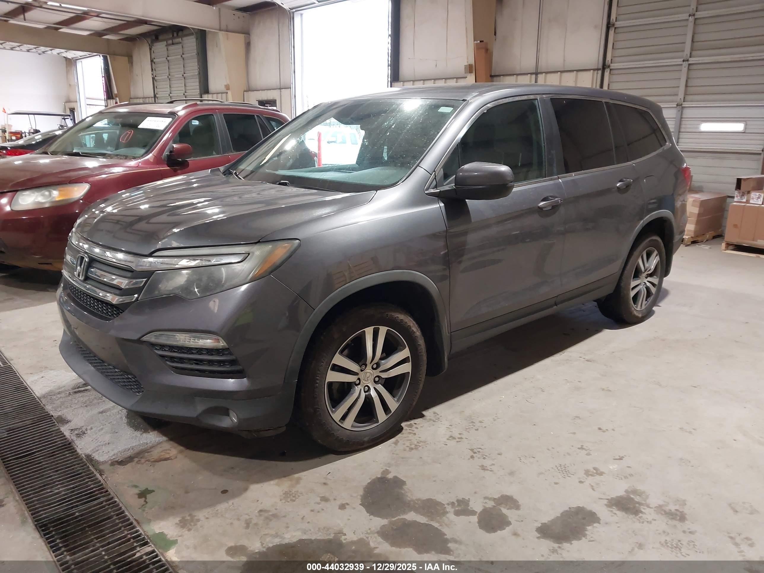 HONDA PILOT image 2