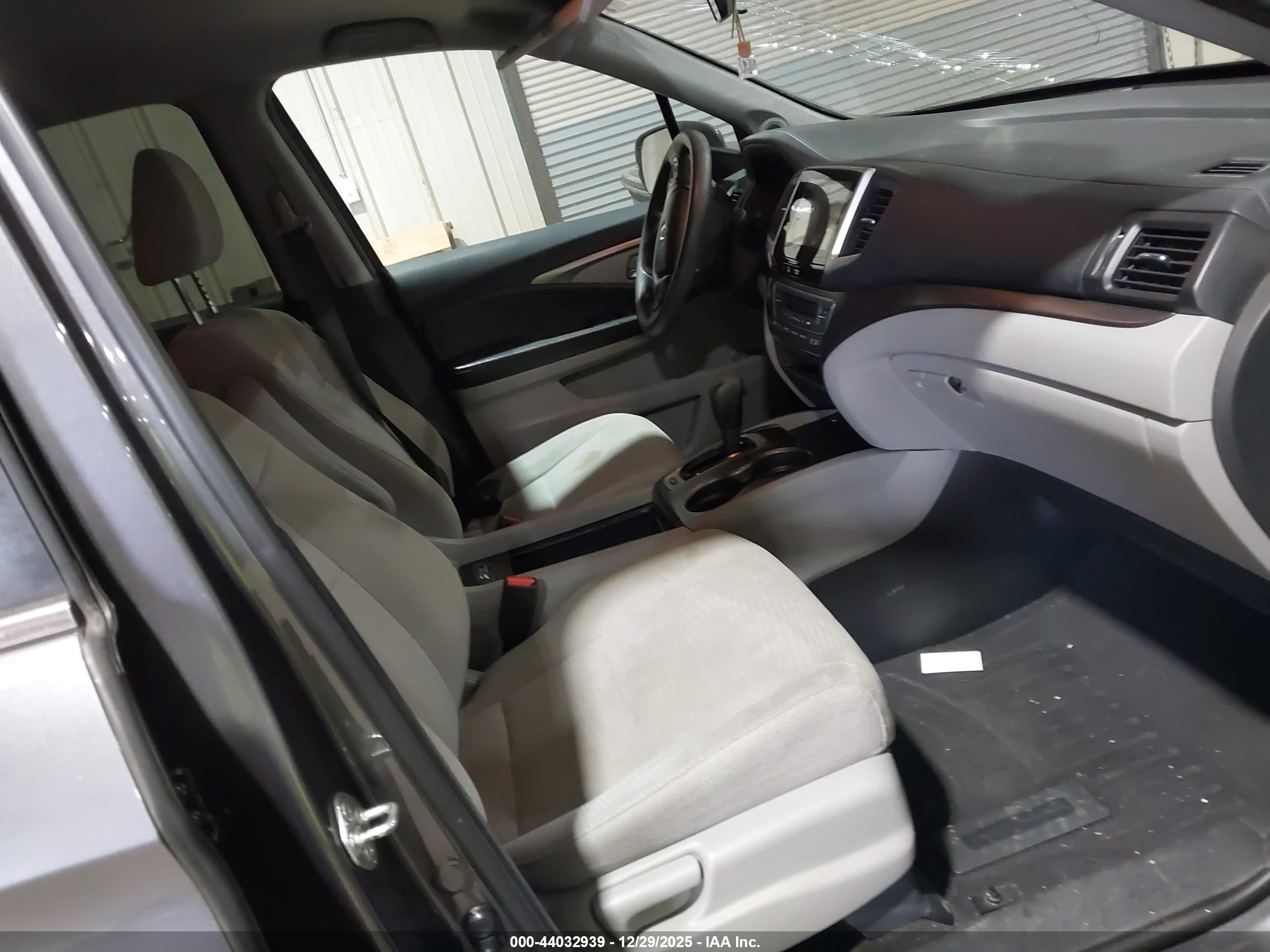 HONDA PILOT image 5
