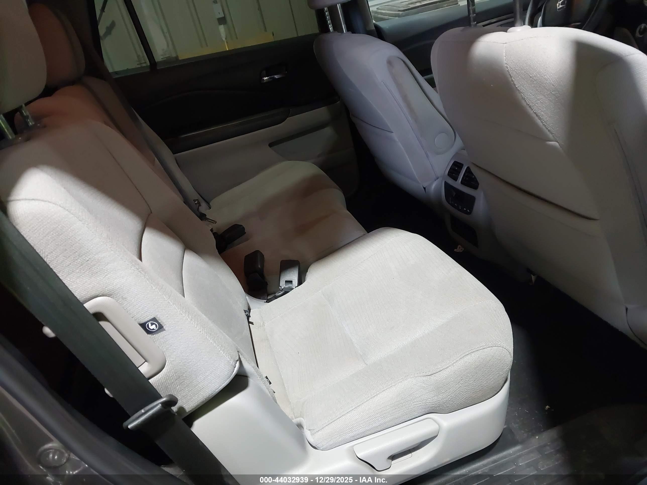 HONDA PILOT image 8