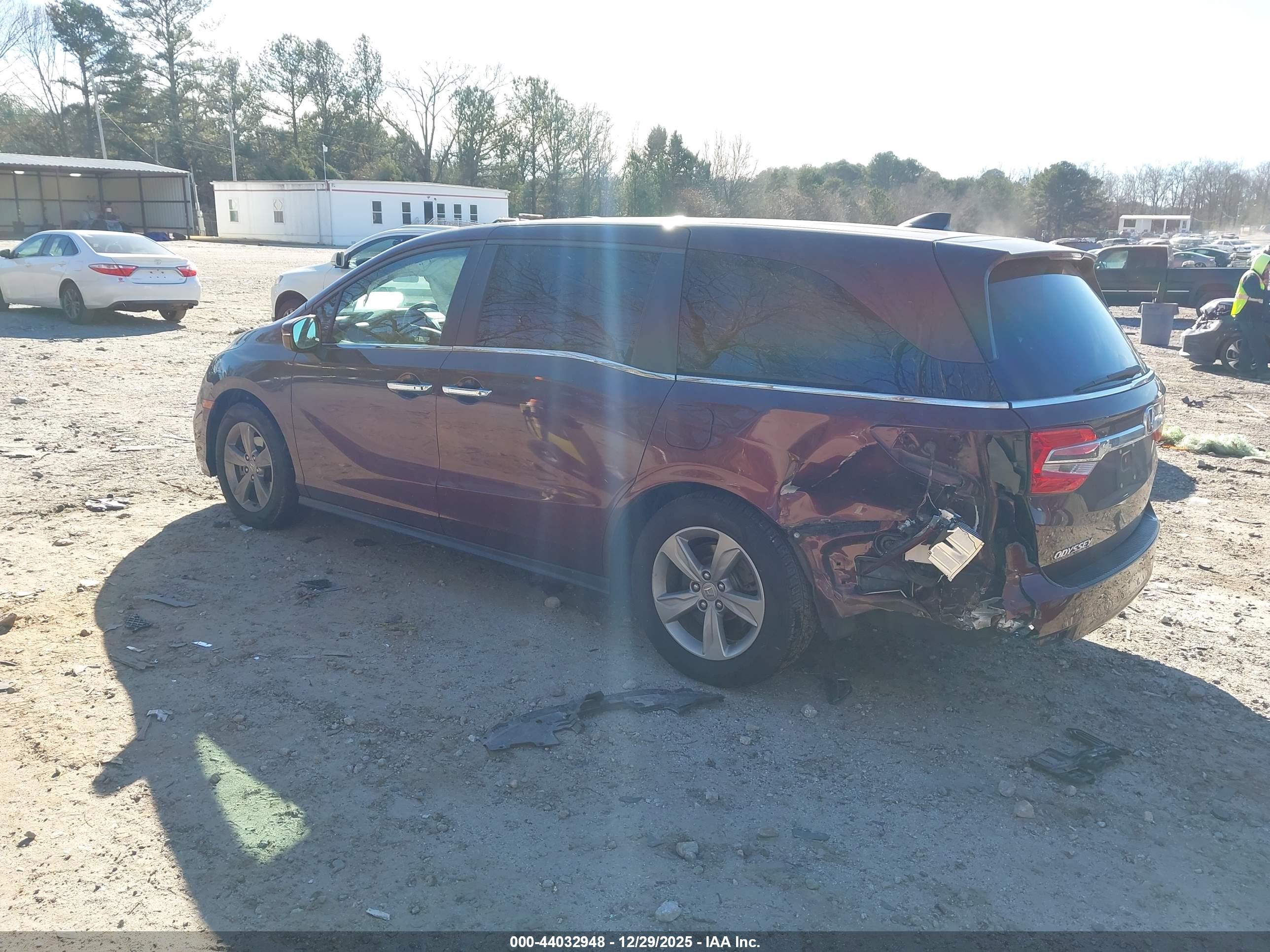 HONDA ODYSSEY image 3