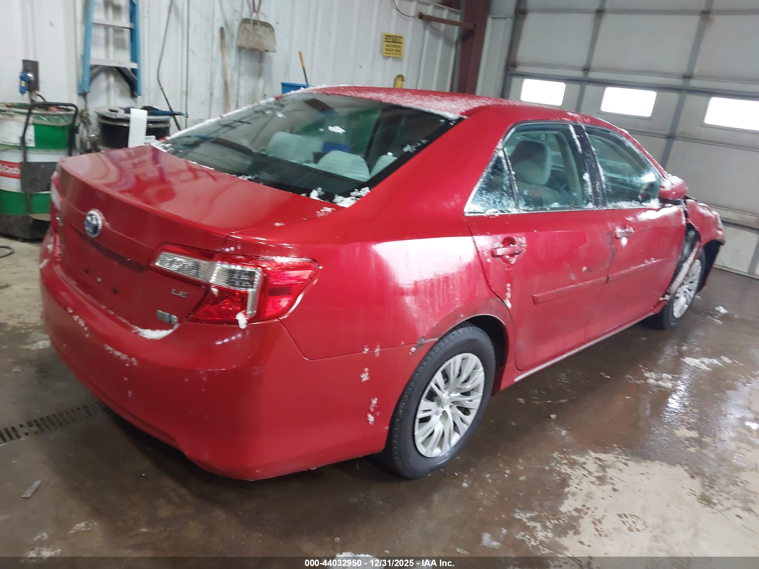 TOYOTA CAMRY image 4